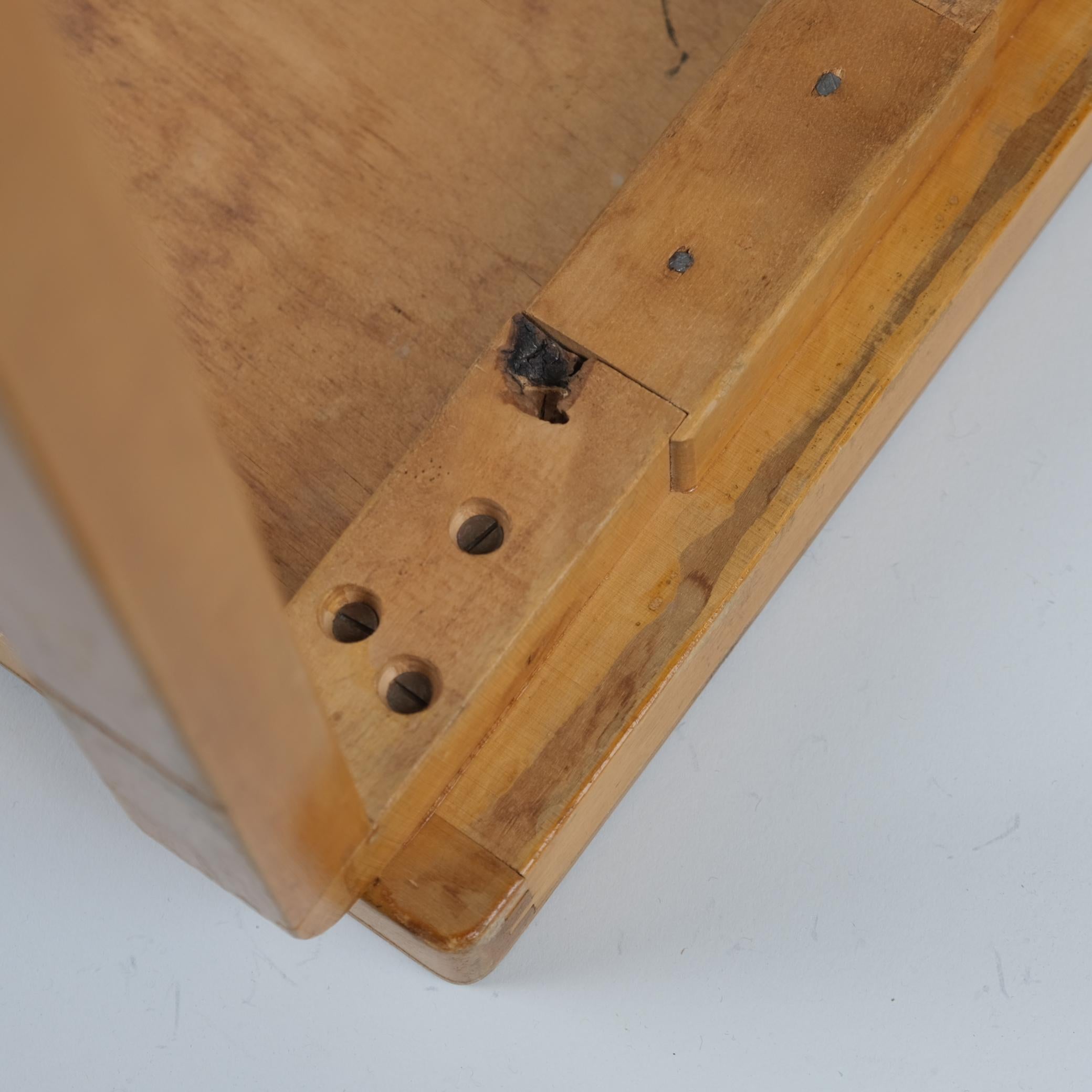 An Exceptionally Rare Alvar Aalto War-time Joints Small Side table, Artek 1940s For Sale 6