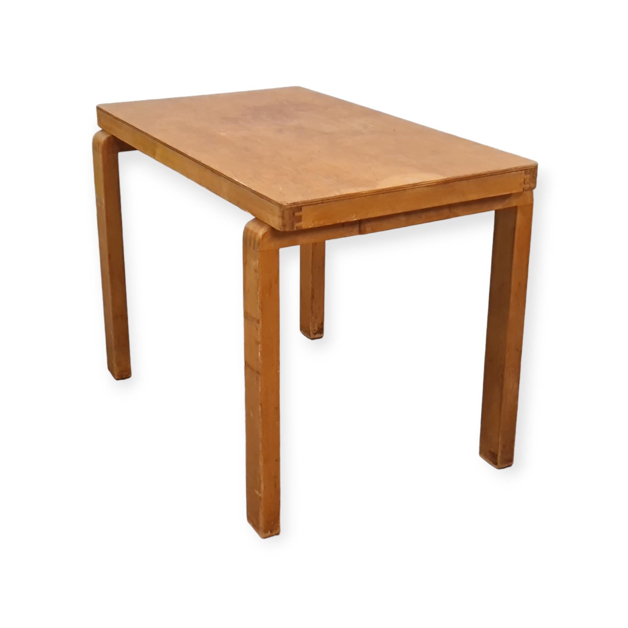 Mid-20th Century An Exceptionally Rare Alvar Aalto War-time Side table, 1940s For Sale