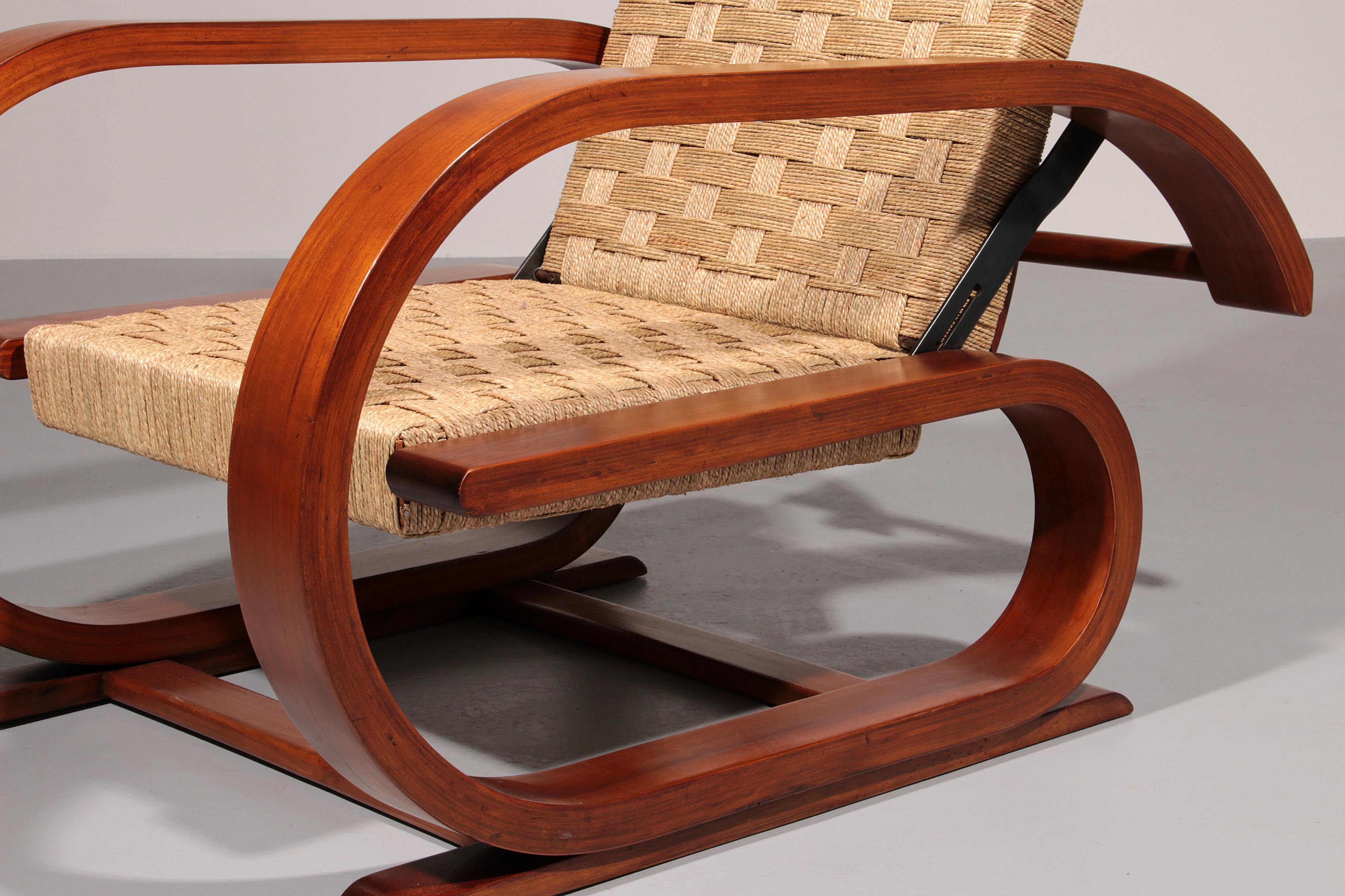 Une chaise longue en acajou exceptionnellement rare, fabriquée en Italie dans les années 1950