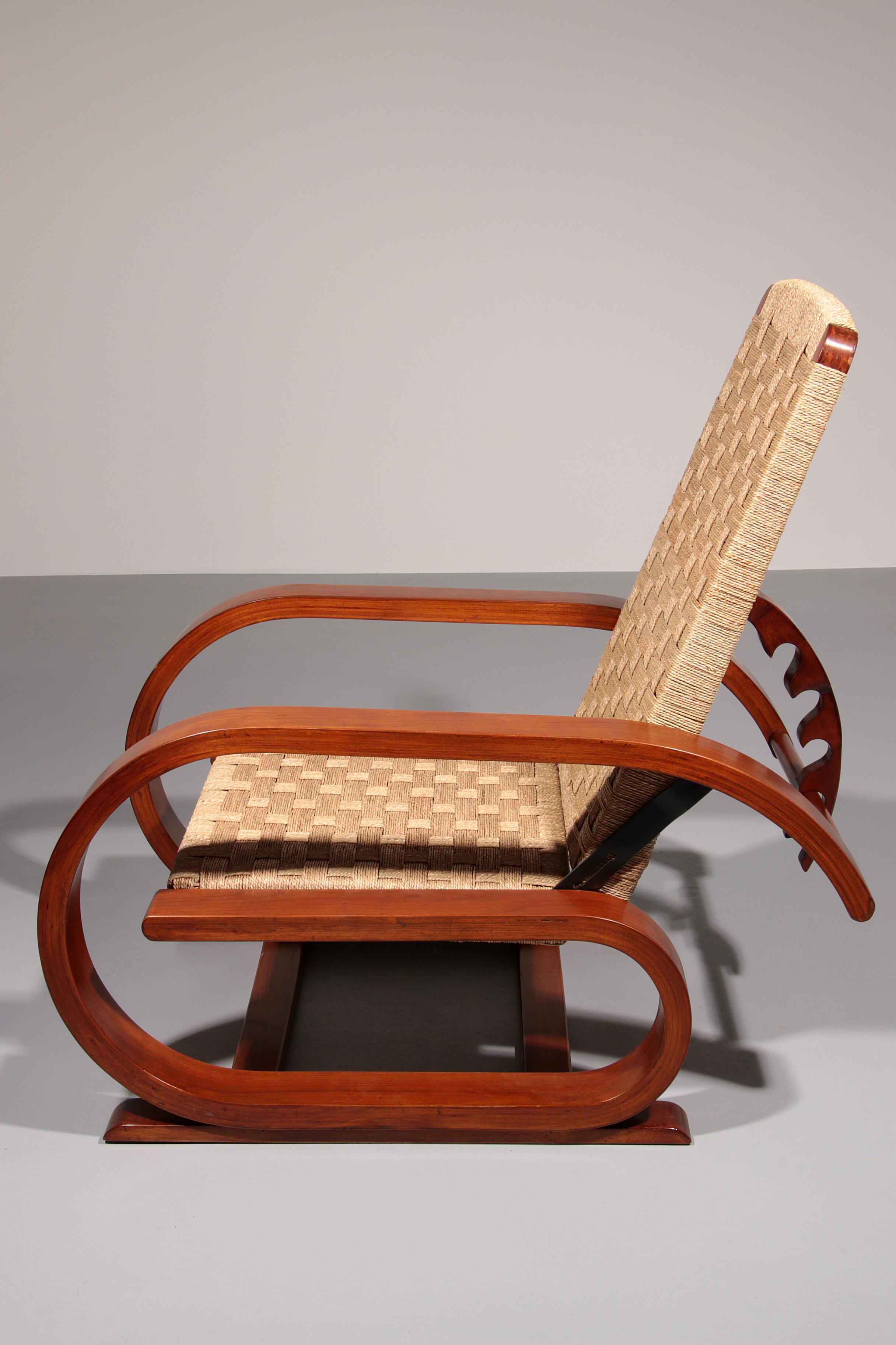 italien Une chaise longue en acajou exceptionnellement rare, fabriquée en Italie dans les années 1950