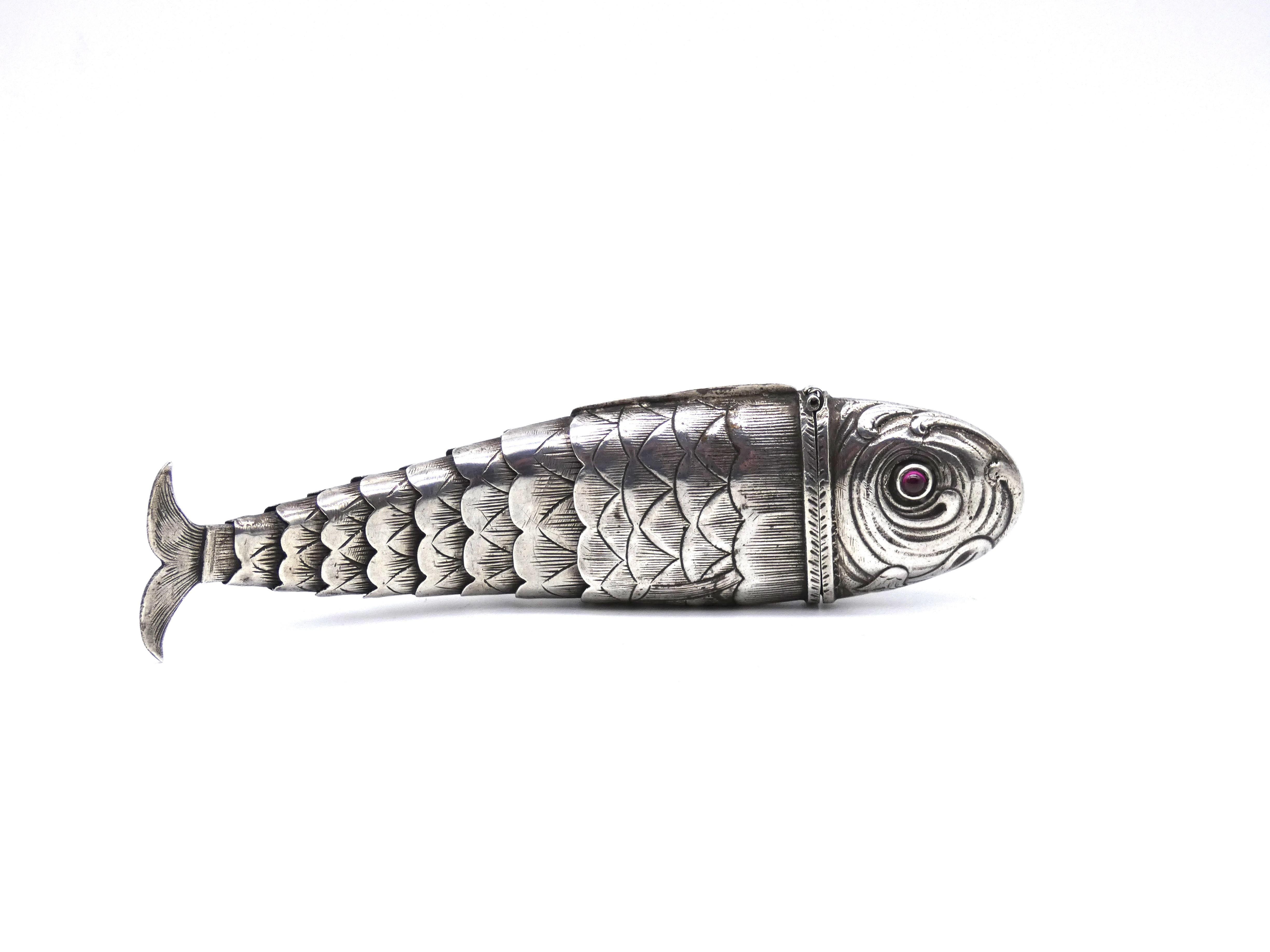 Hand-Carved An Exclusive Silver Fish Formed Spice Container, Russia Circa 1800 For Sale