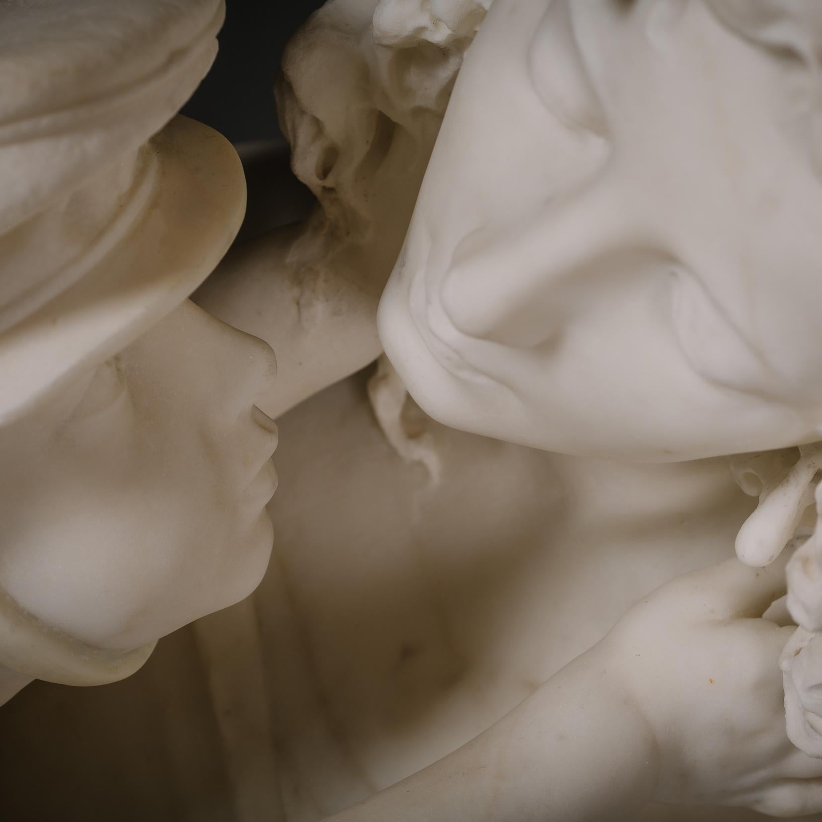 Una mostra di gruppi statuari in marmo a grandezza naturale in vendita 4