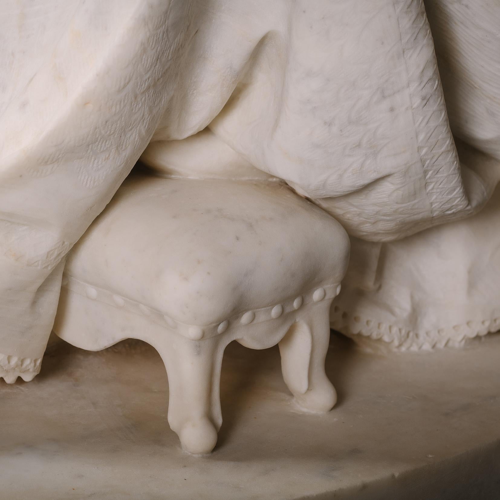 Una mostra di gruppi statuari in marmo a grandezza naturale in vendita 8