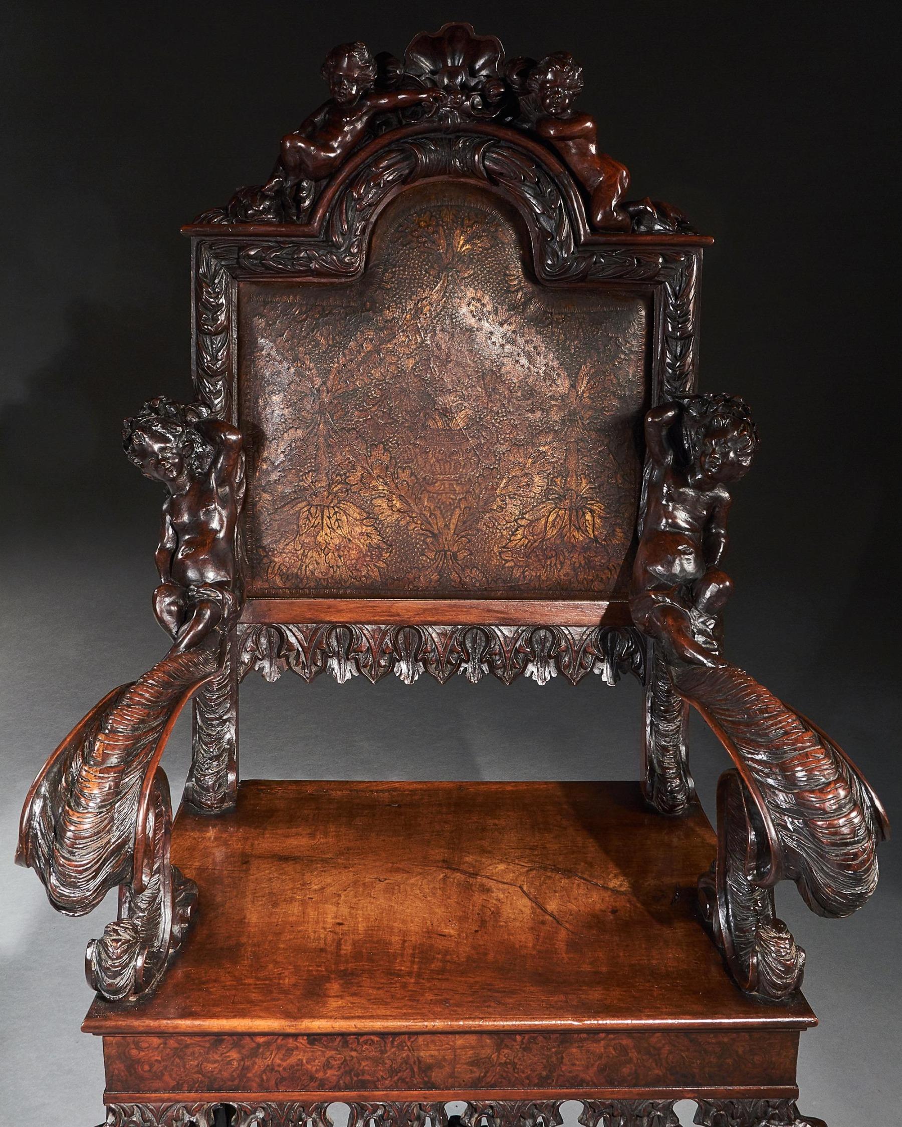 Noyer Fauteuil italien du 19ème siècle en noyer sculpté de qualité exposition, d'après Andrea B en vente