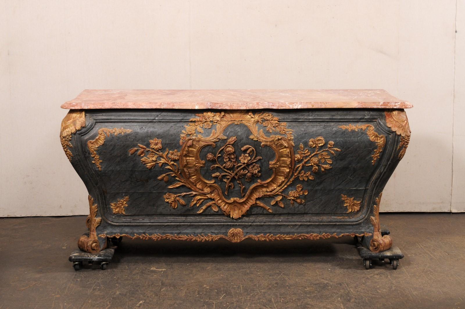 An Exquisite 18th Century Italian Rococo Bombé Marble Top Console Table For Sale 7