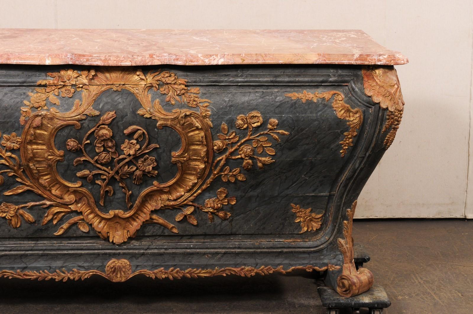 An Exquisite 18th Century Italian Rococo Bombé Marble Top Console Table For Sale 8
