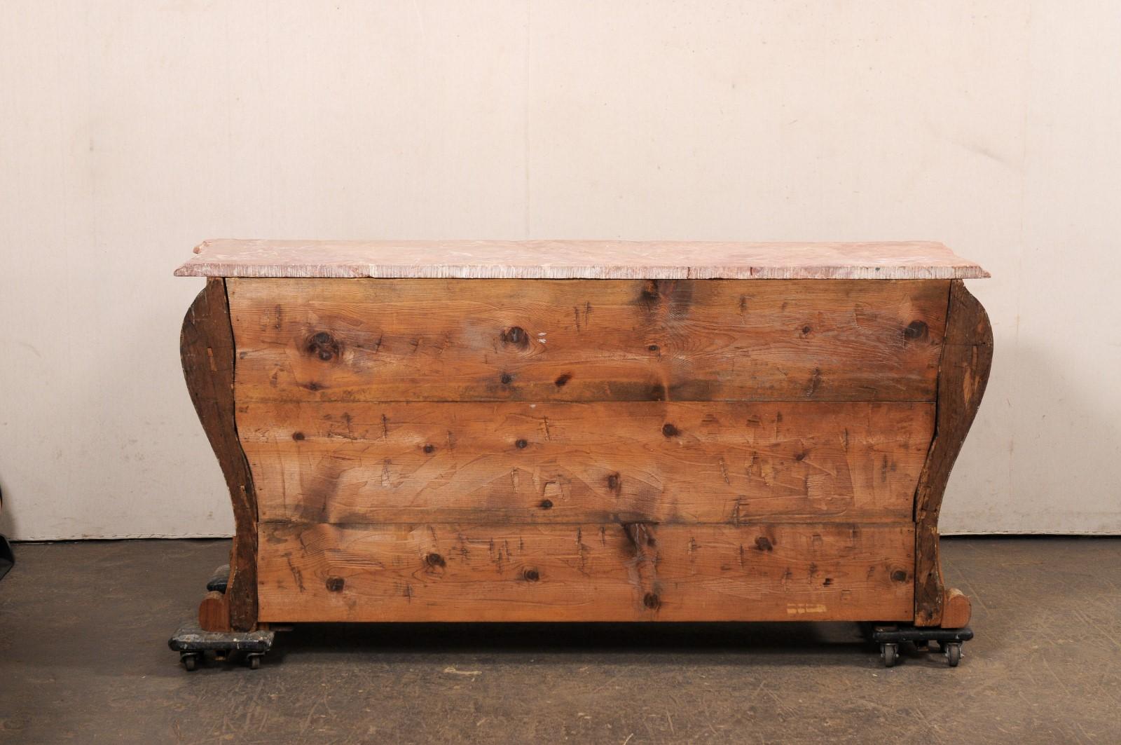 An Exquisite 18th Century Italian Rococo Bombé Marble Top Console Table For Sale 3