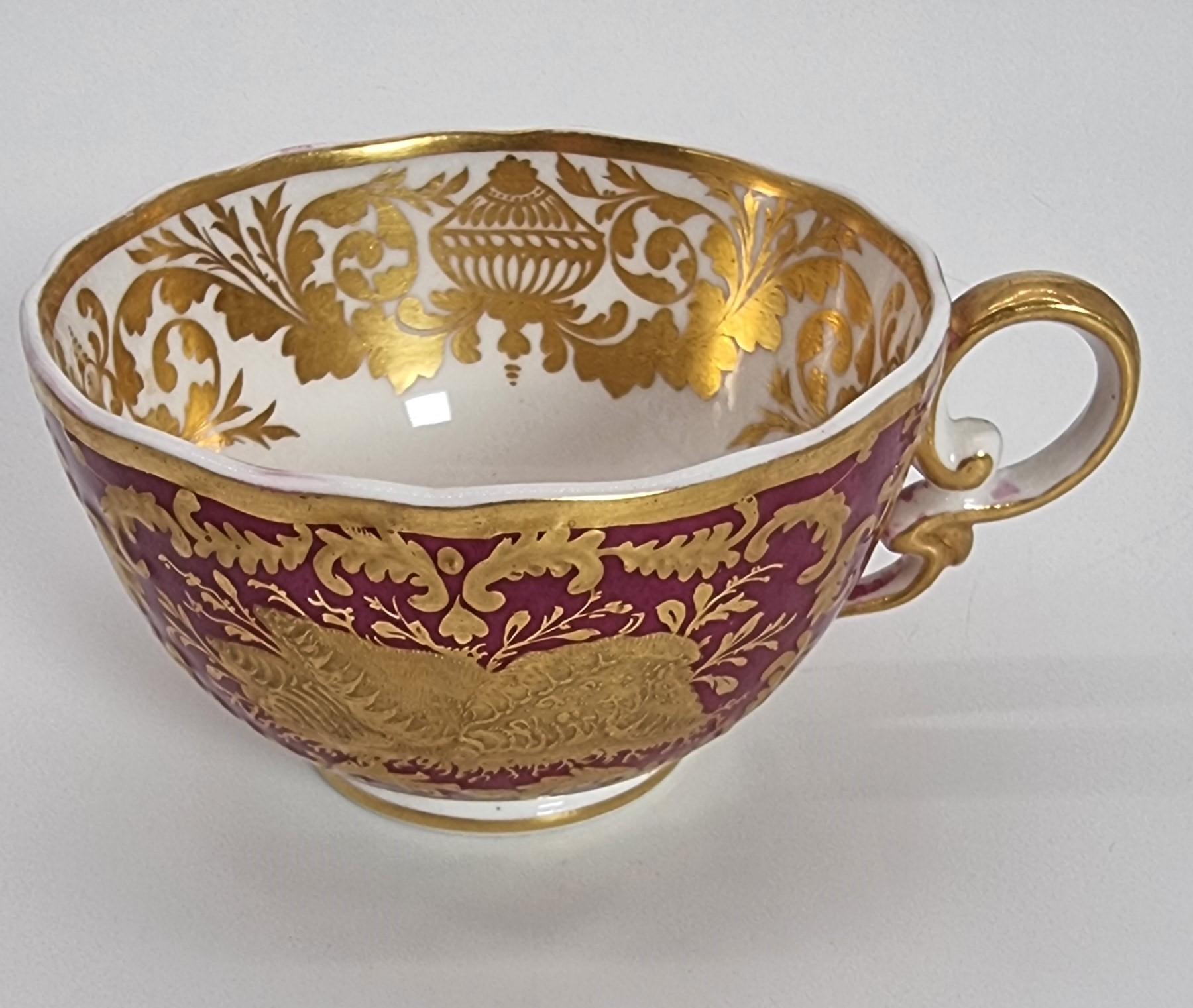 Tasse et soucoupe exquises et rares du début du 19e siècle de Spode, vers 1830. en vente 2
