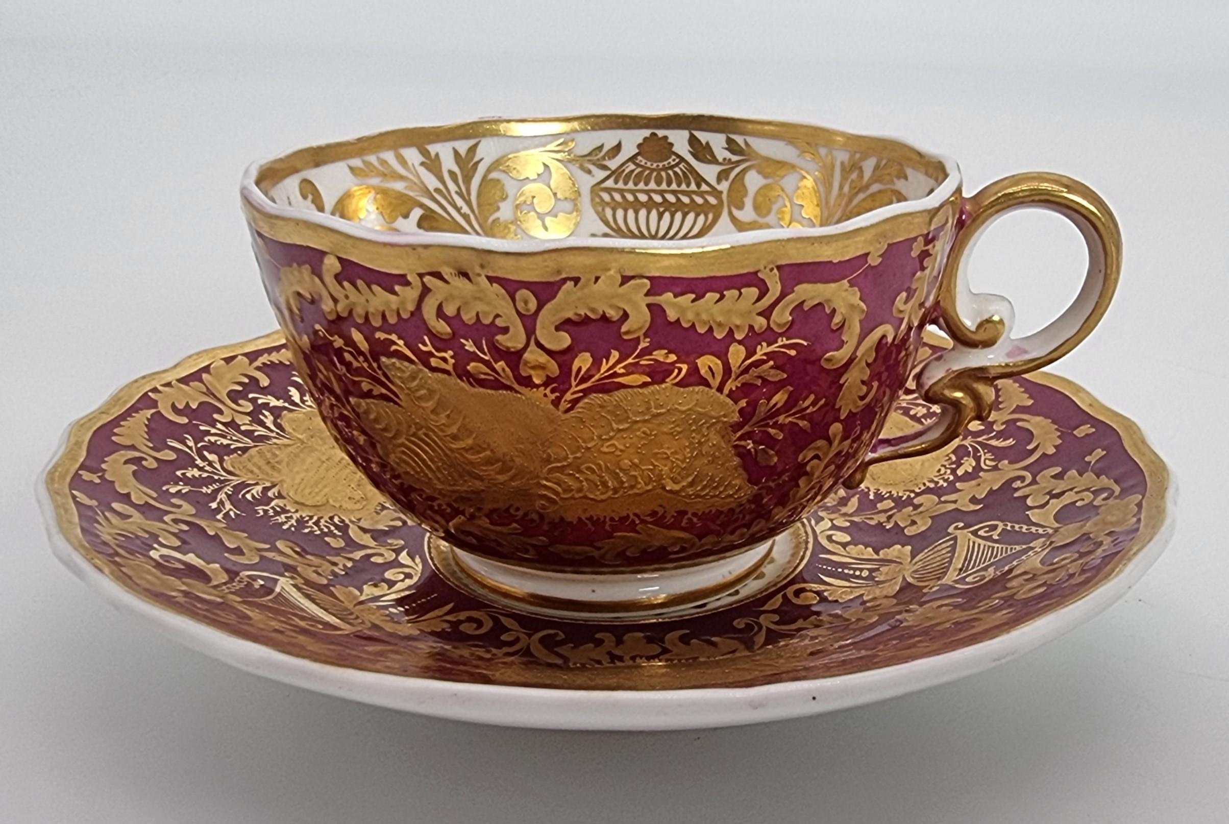 Une exquise et rare tasse et soucoupe de cabinet A.I.C. vers 1830. en vente 10