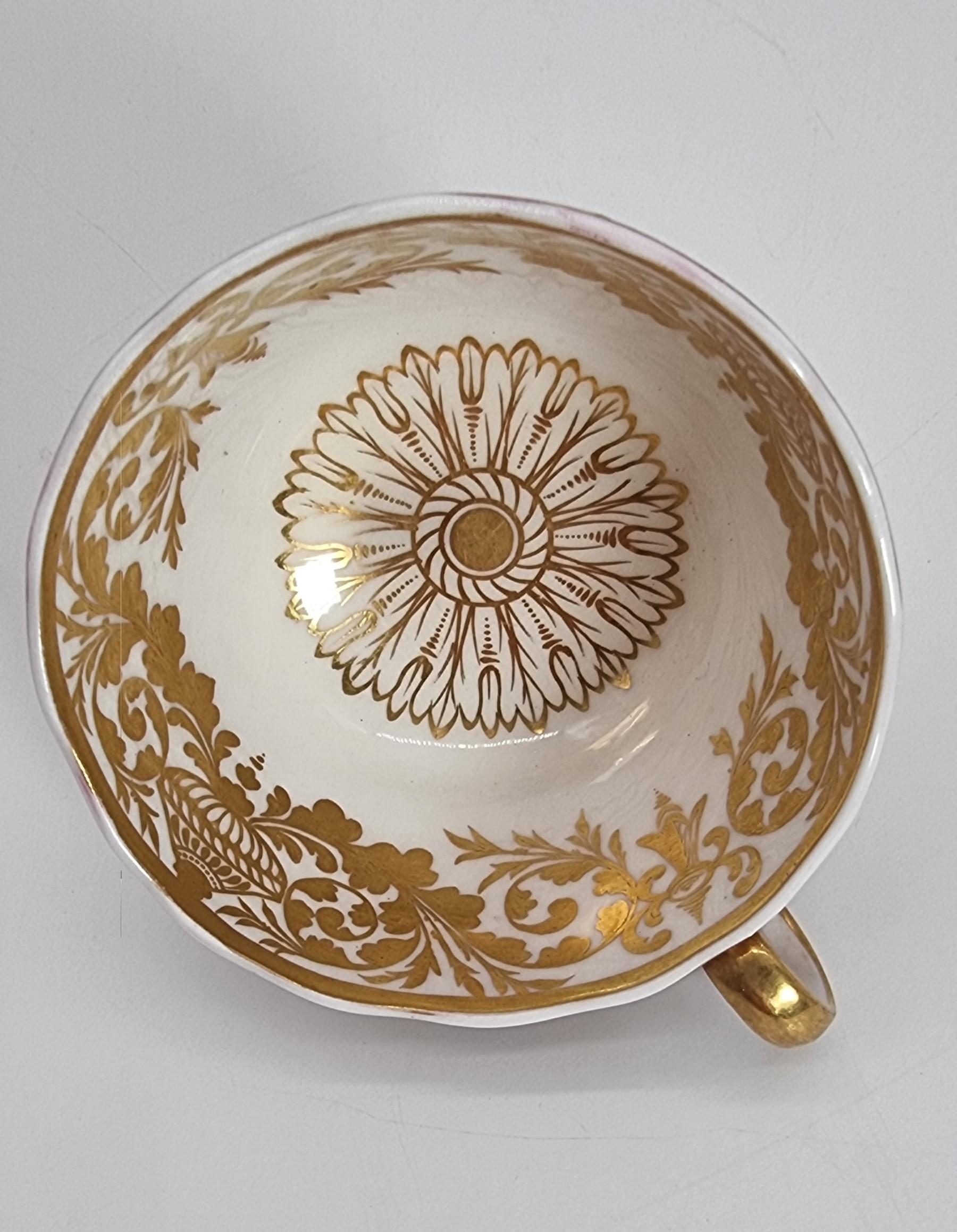 Porcelaine Une exquise et rare tasse et soucoupe de cabinet A.I.C. vers 1830. en vente