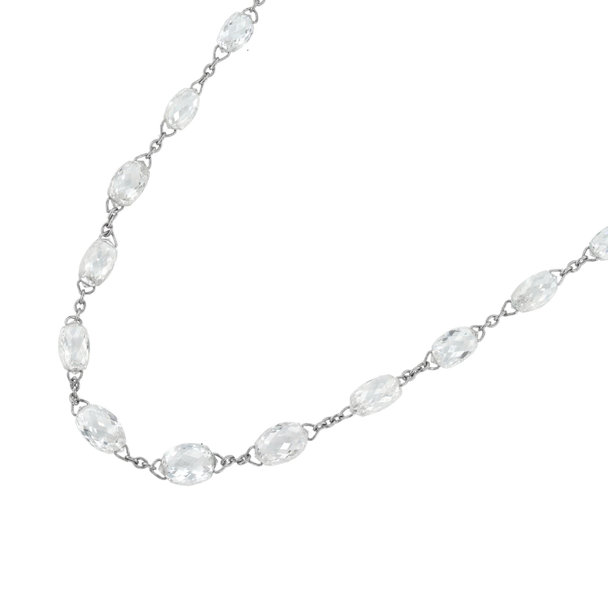 Taglio briolette Una squisita collana a catena con diamanti taglio briolette in vendita