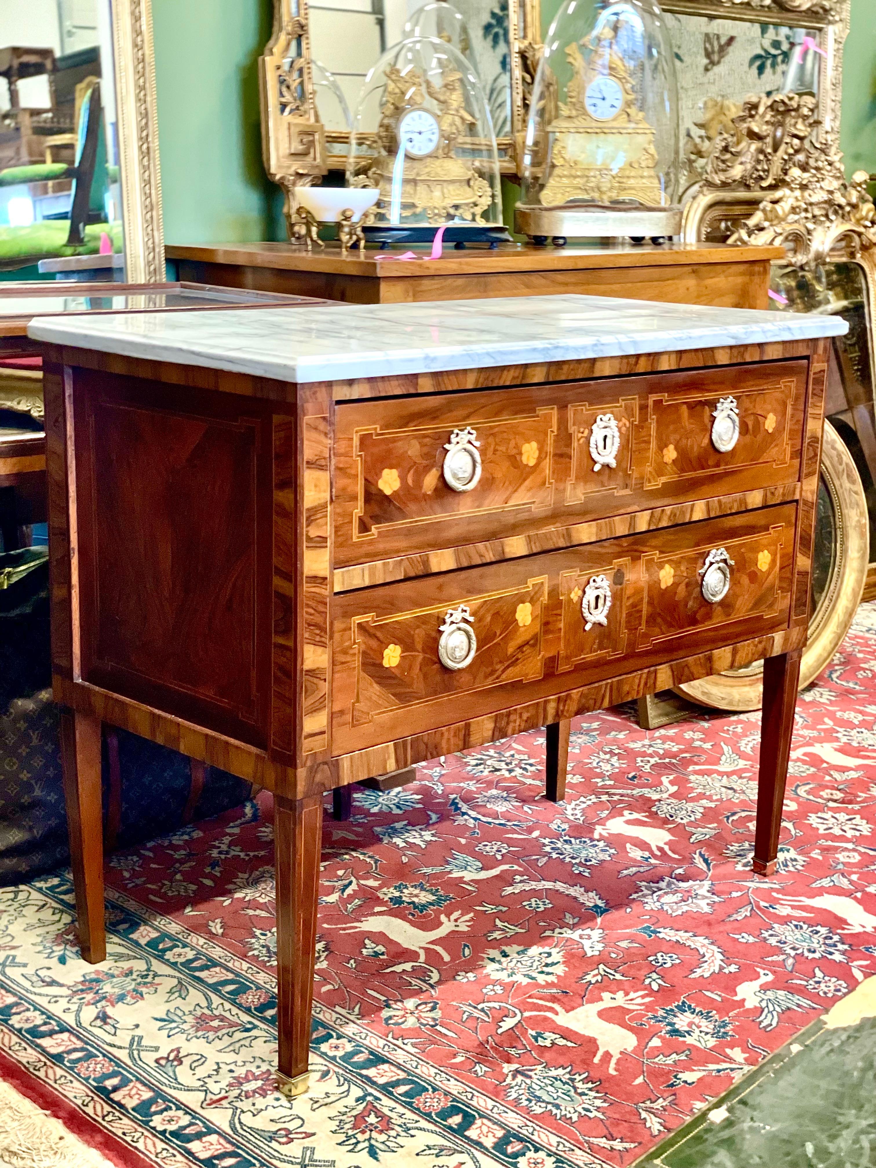 French Louis XVI 'Commode Sauteuse' with Marble Top For Sale 2