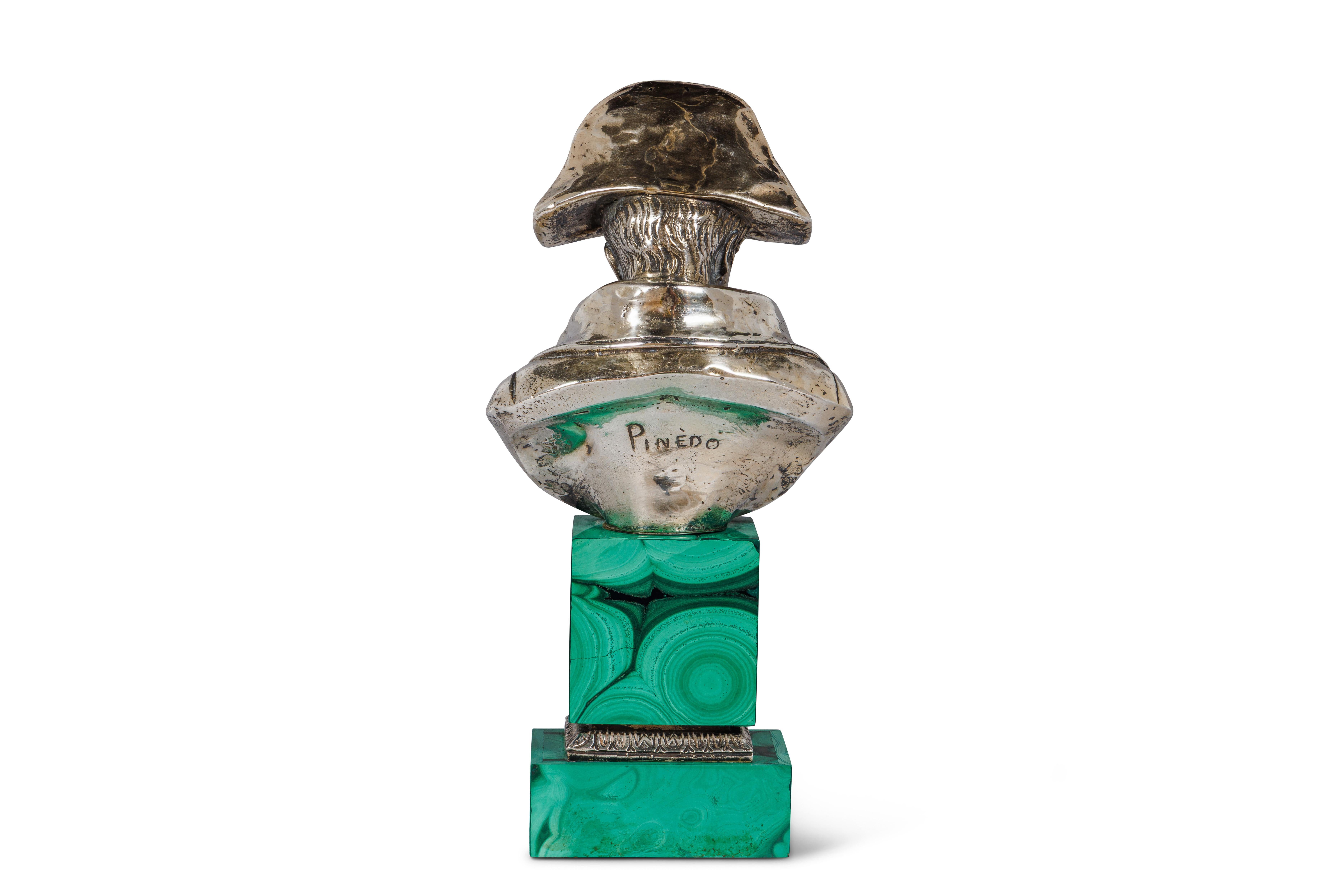 Francese Uno squisito busto francese di Napoleone in argento e malachite, opera di Emile Pinedo in vendita