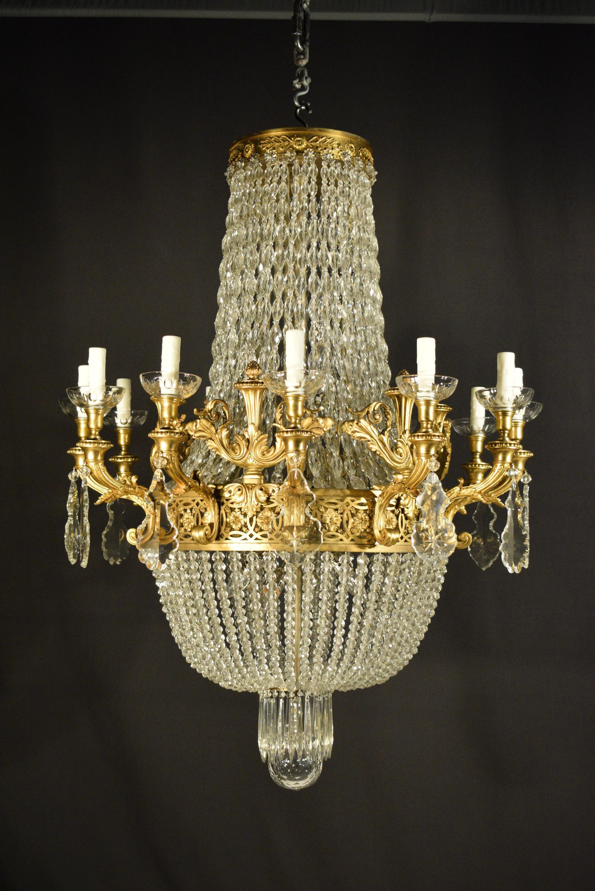 Exquisite Gilt Bronze and Crystal Chandelier For Sale 9