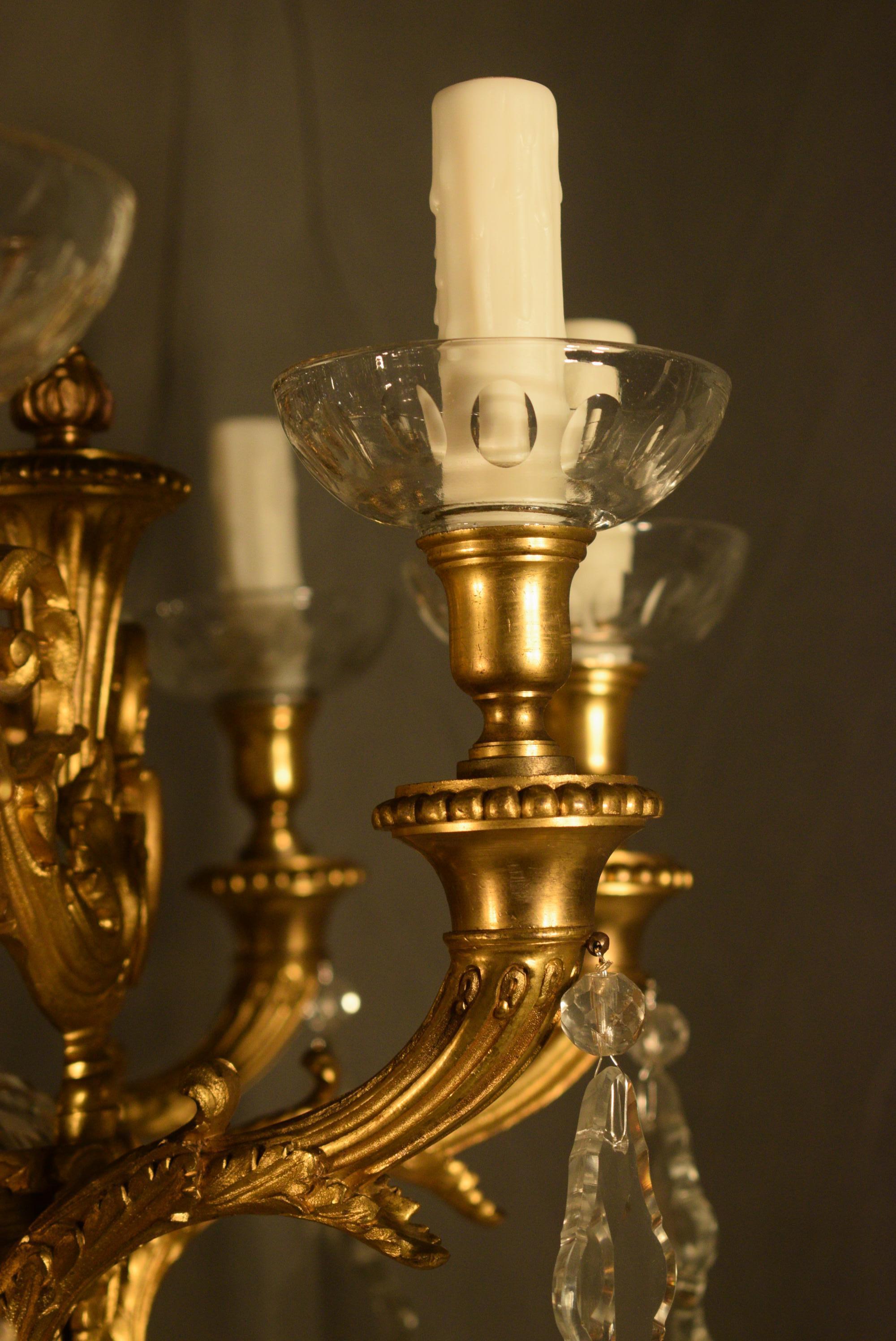 Early 20th Century Exquisite Gilt Bronze and Crystal Chandelier For Sale