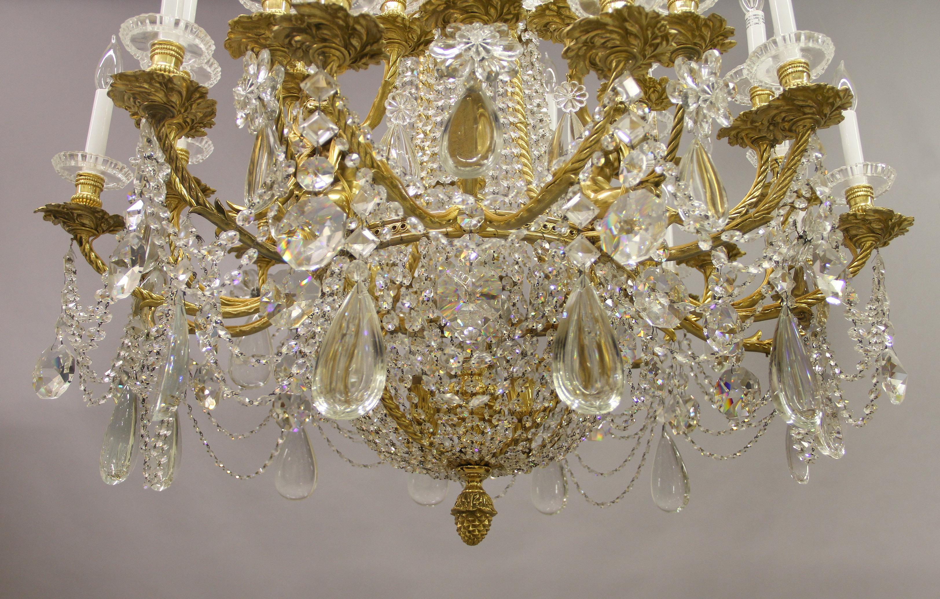 Exquisite Late 19th Century Gilt Bronze and Crystal Chandelier by Baccarat For Sale 3