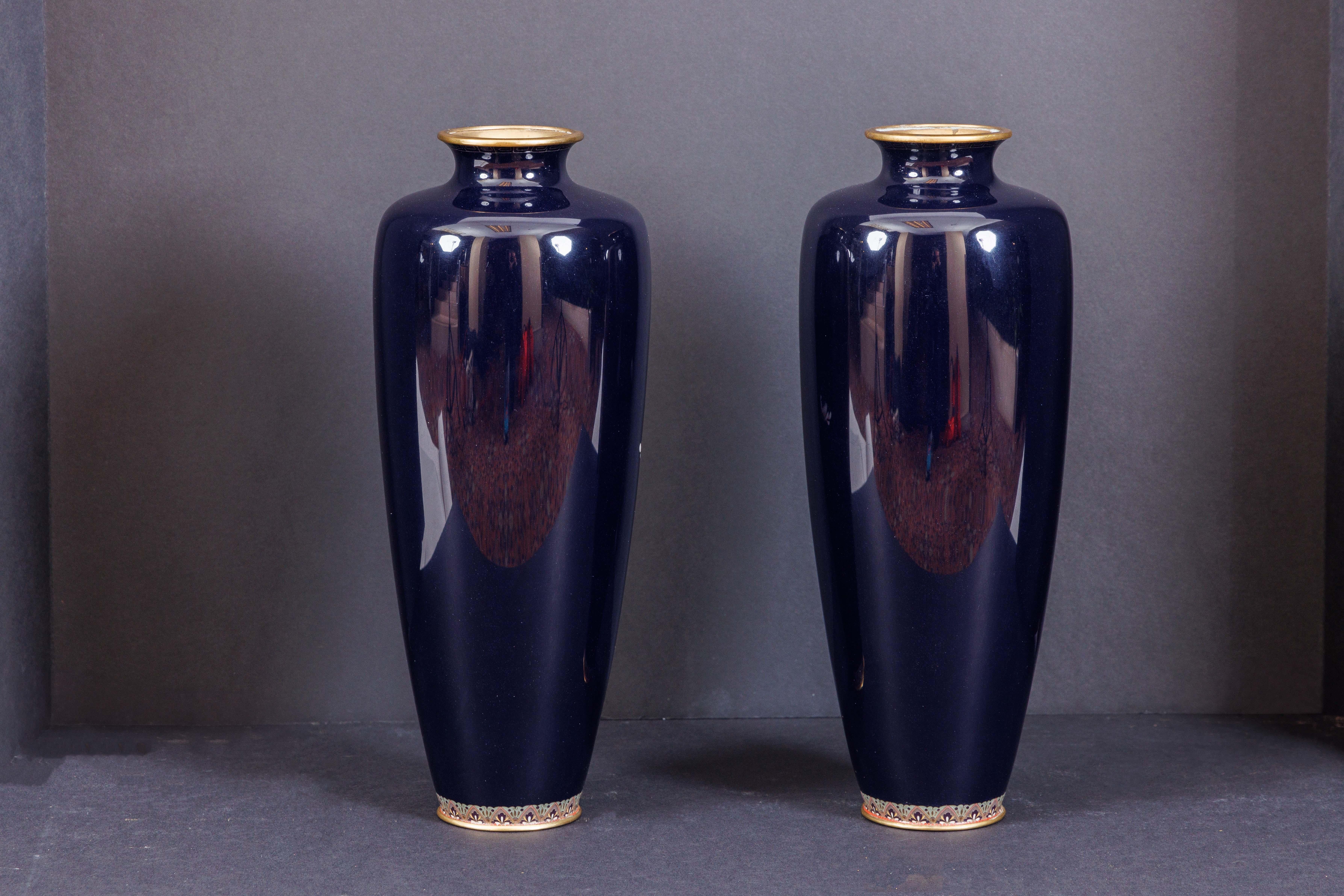 An Exquisite Pair Of Japanese Cloisonné Enamel Vases with Chrysanthemum Blossoms For Sale 6
