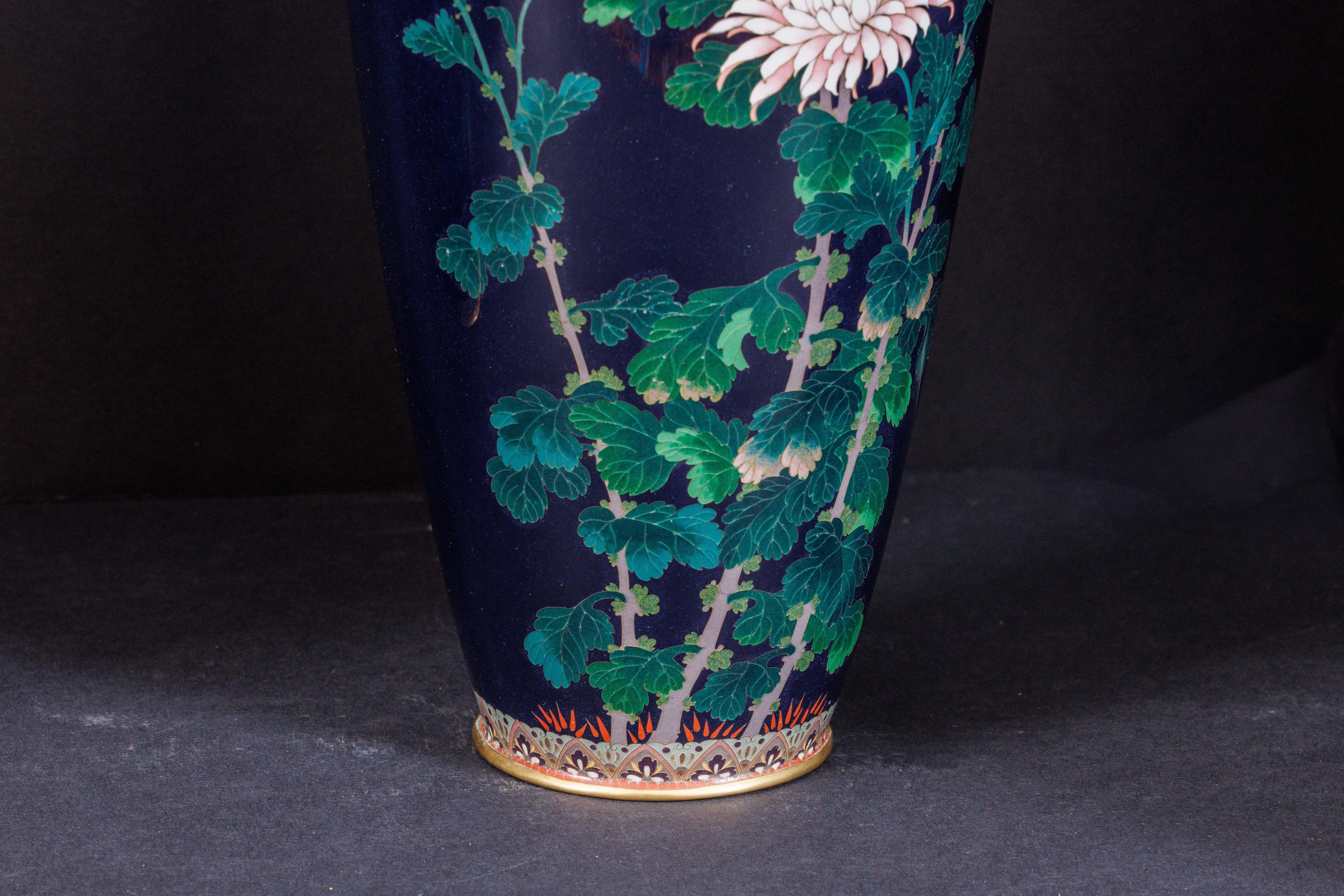 An Exquisite Pair Of Japanese Cloisonné Enamel Vases with Chrysanthemum Blossoms For Sale 1