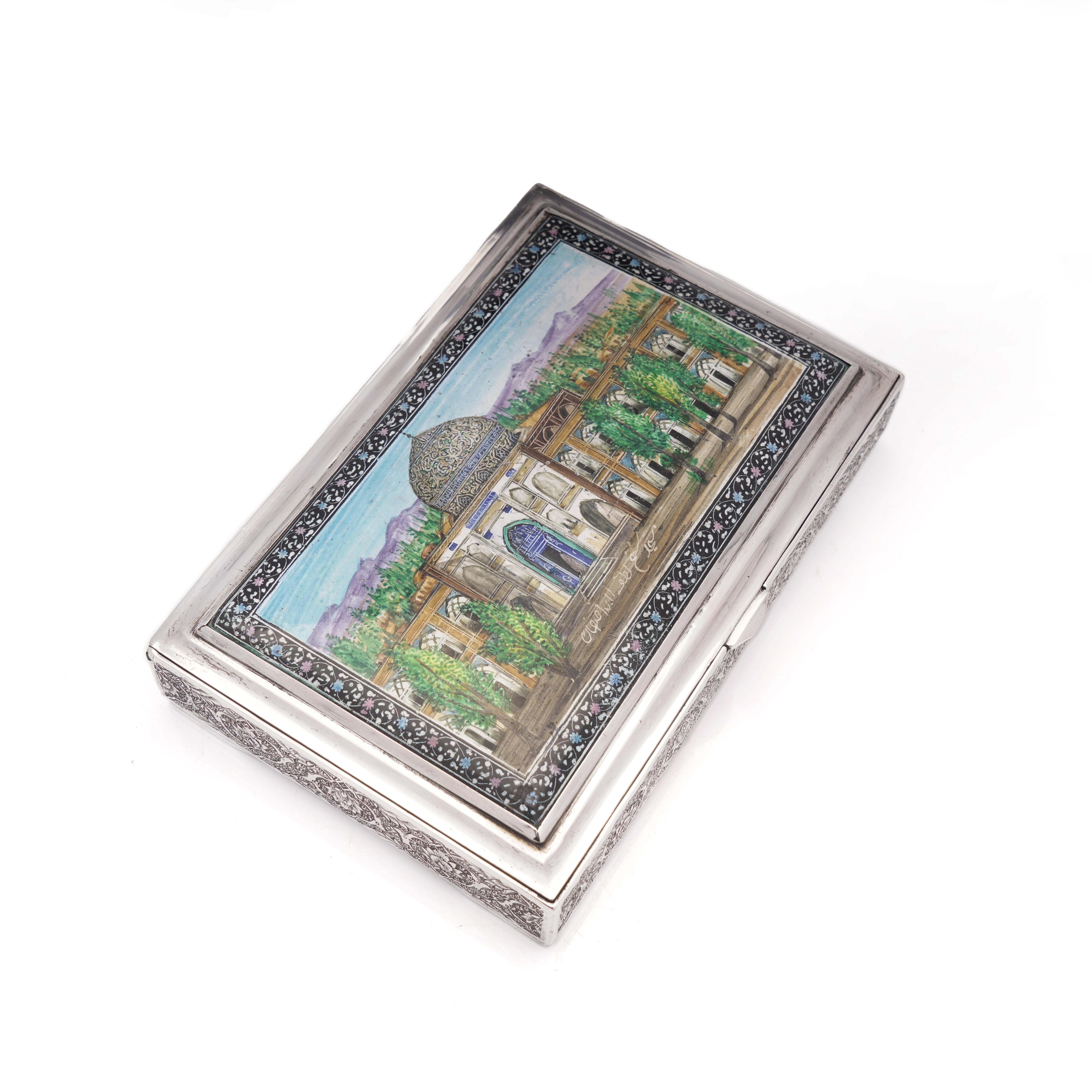 An exquisite vintage Persian/Iranian 84 silver and enamel box adorned with a cap For Sale 4