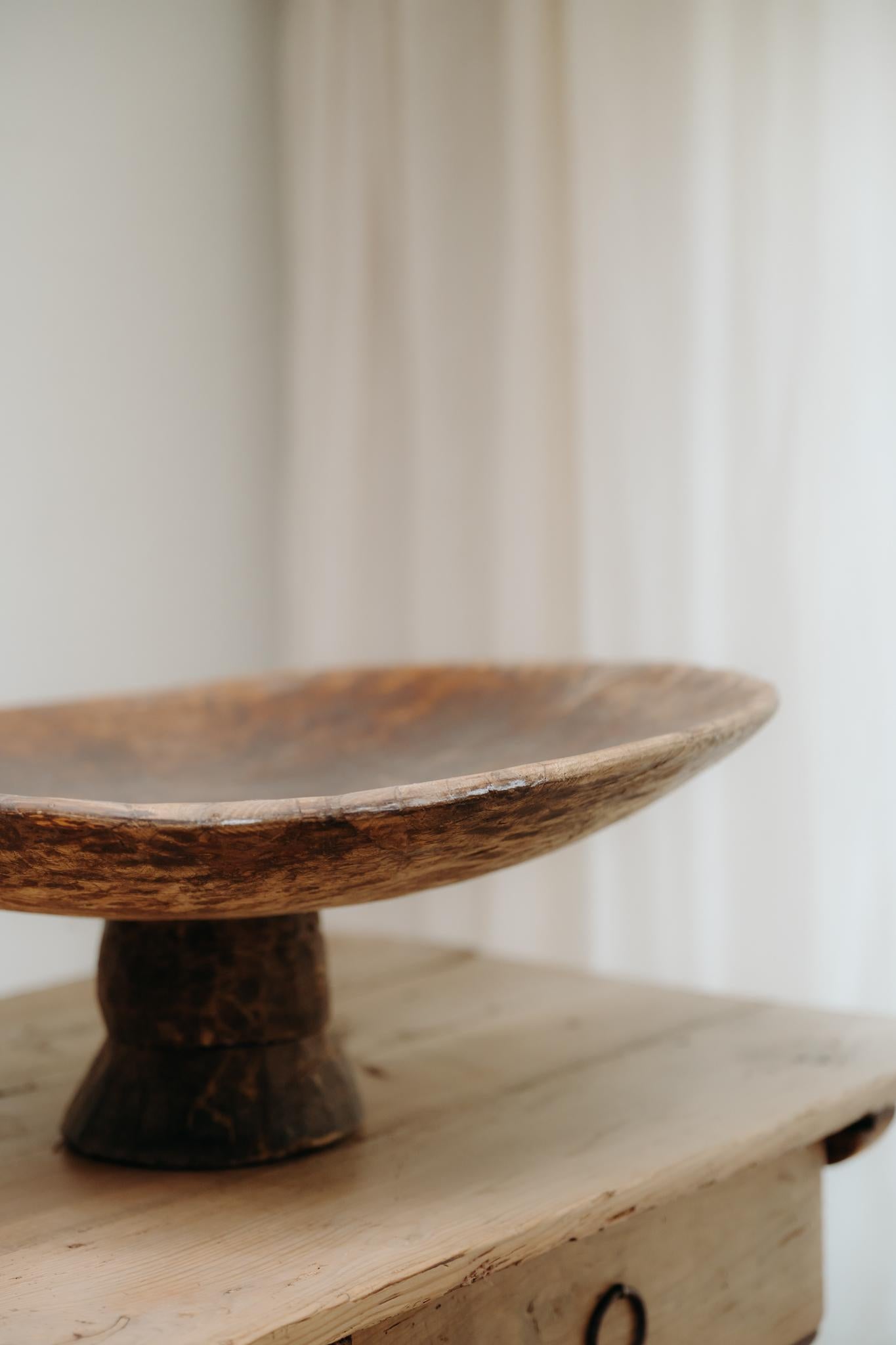 Legno una ciotola per il pane extra large del XIX secolo ... in vendita