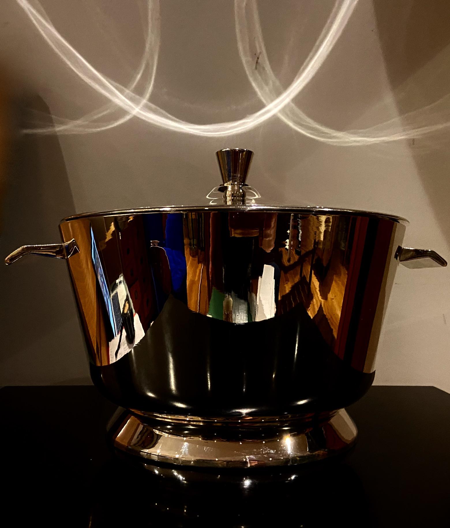 A large Gio Ponti silver plated deep vegetables or soup tureen for Broggi 3