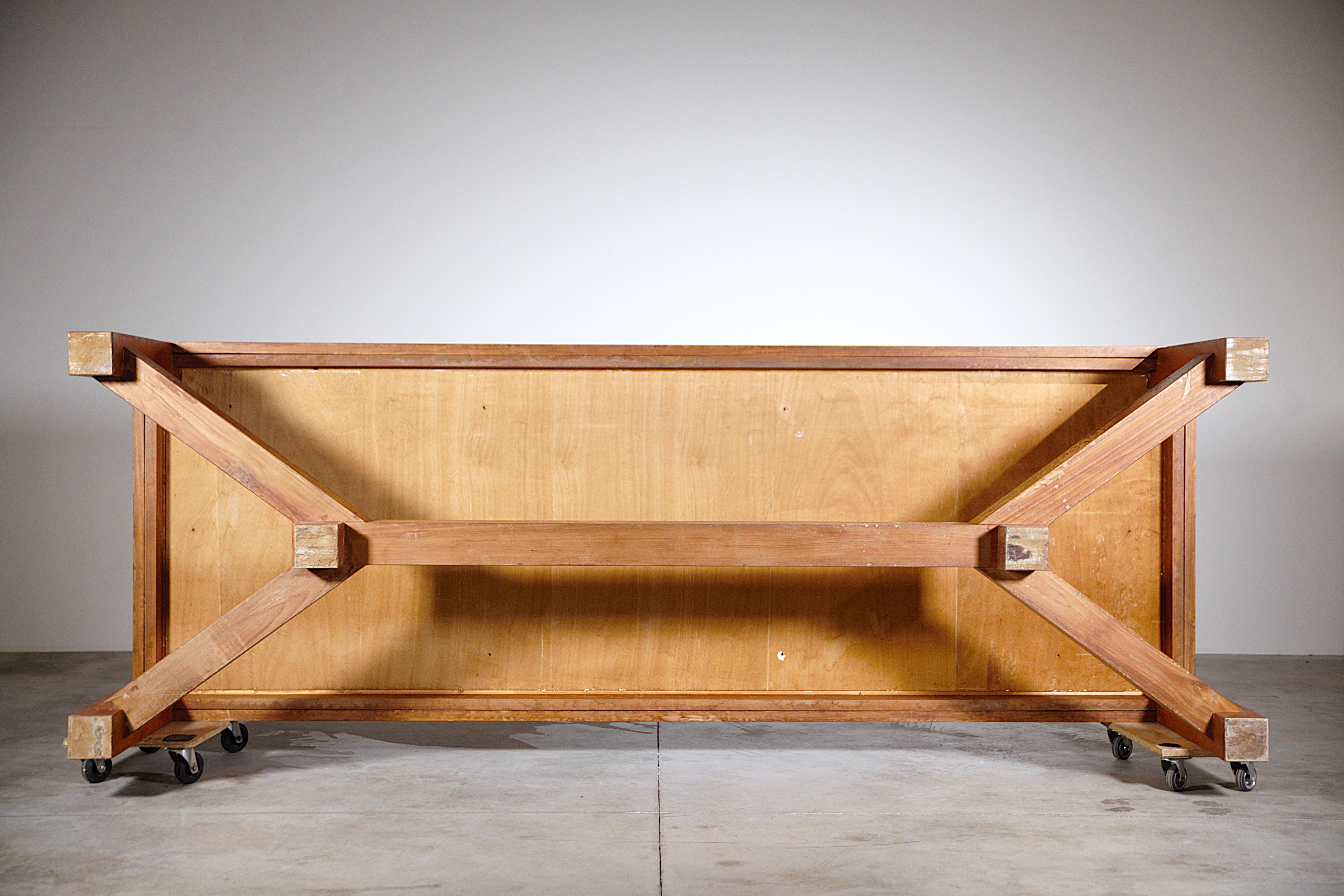 An Extra - Ordinary Dining Table Architect Work's France 1970s 2