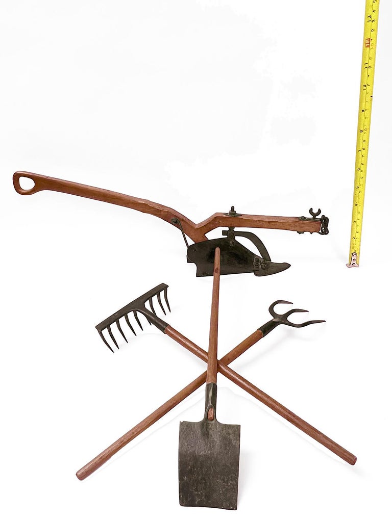 An extraordinary 12 miniature farm tool set. Italy, beginning of XIX century. For Sale at 1stDibs