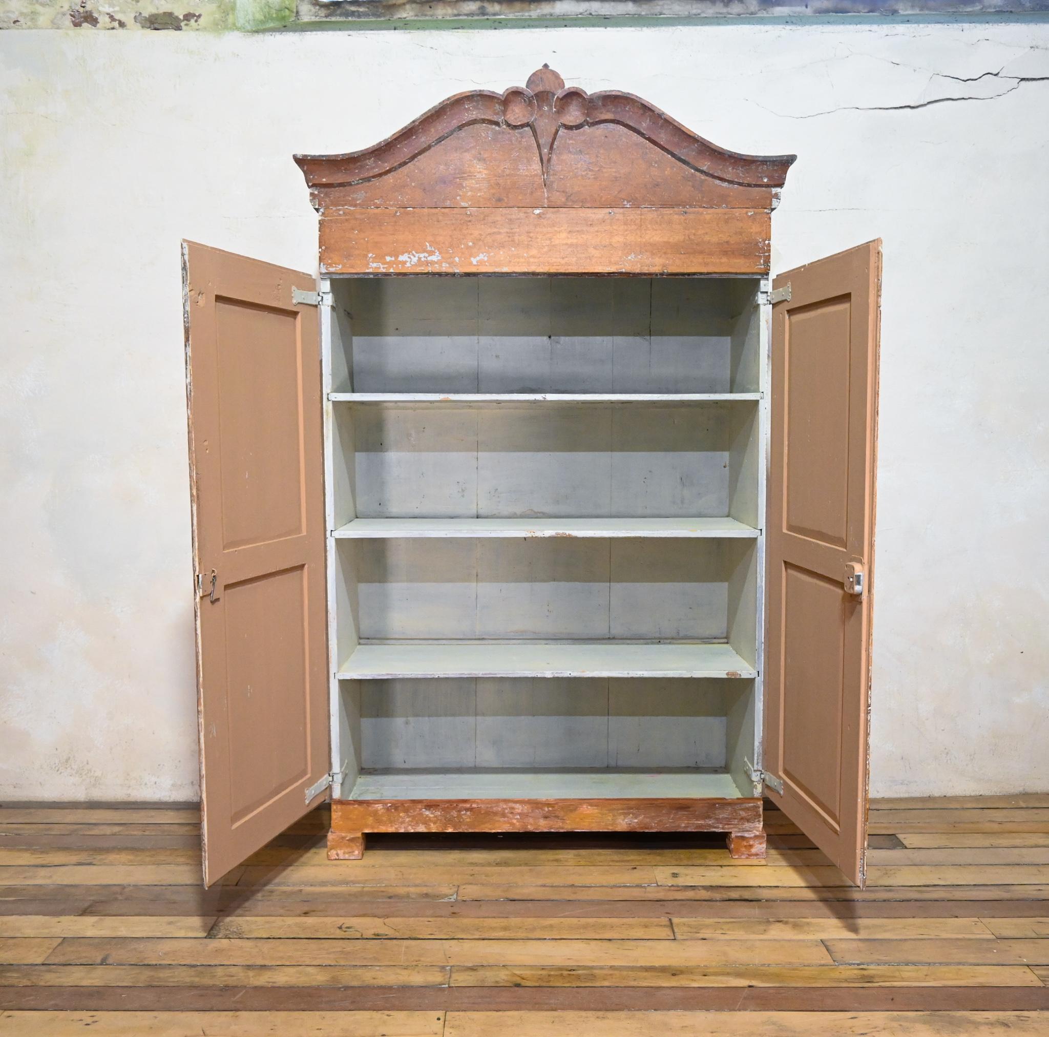 A 19th Century Swedish Painted Armoire - Cupboard  For Sale 13