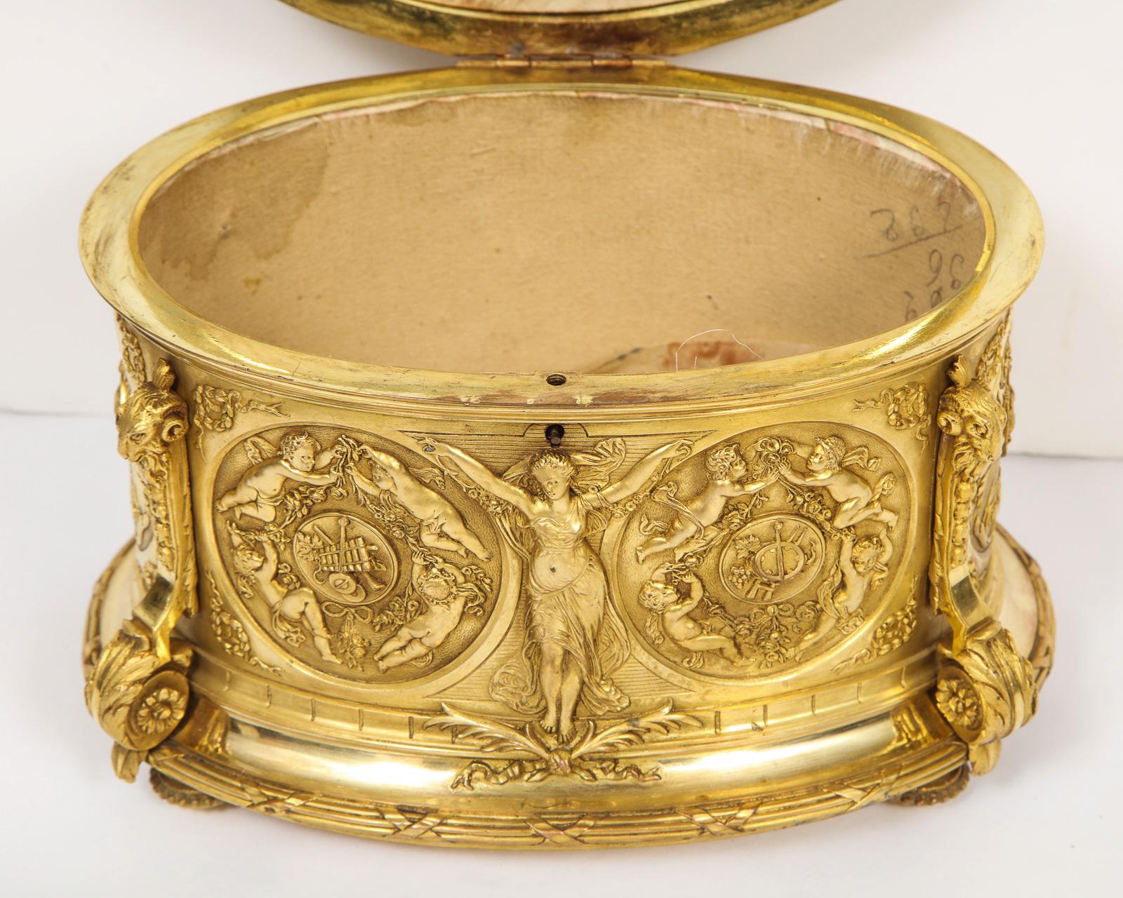 Extremely Fine Napoleon III French Ormolu Bronze Jewelry Box, circa 1880 13