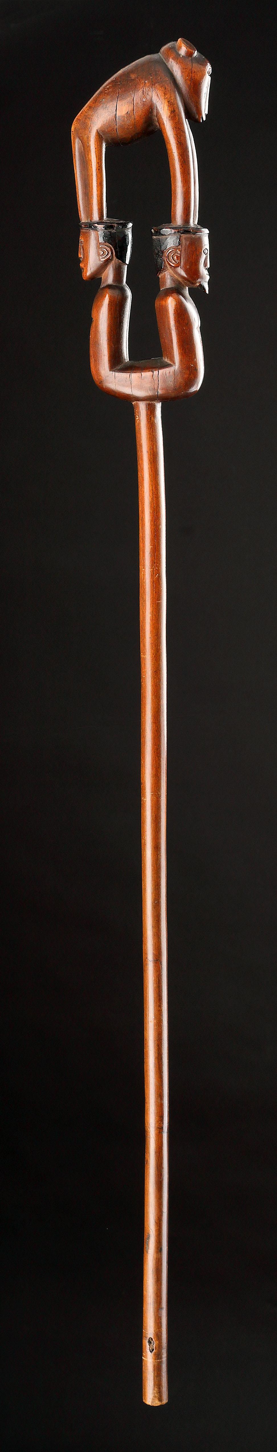 Hand-Carved An Extremely Fine South African Tsonga Prestige Staff by the ‘Baboon Master' For Sale