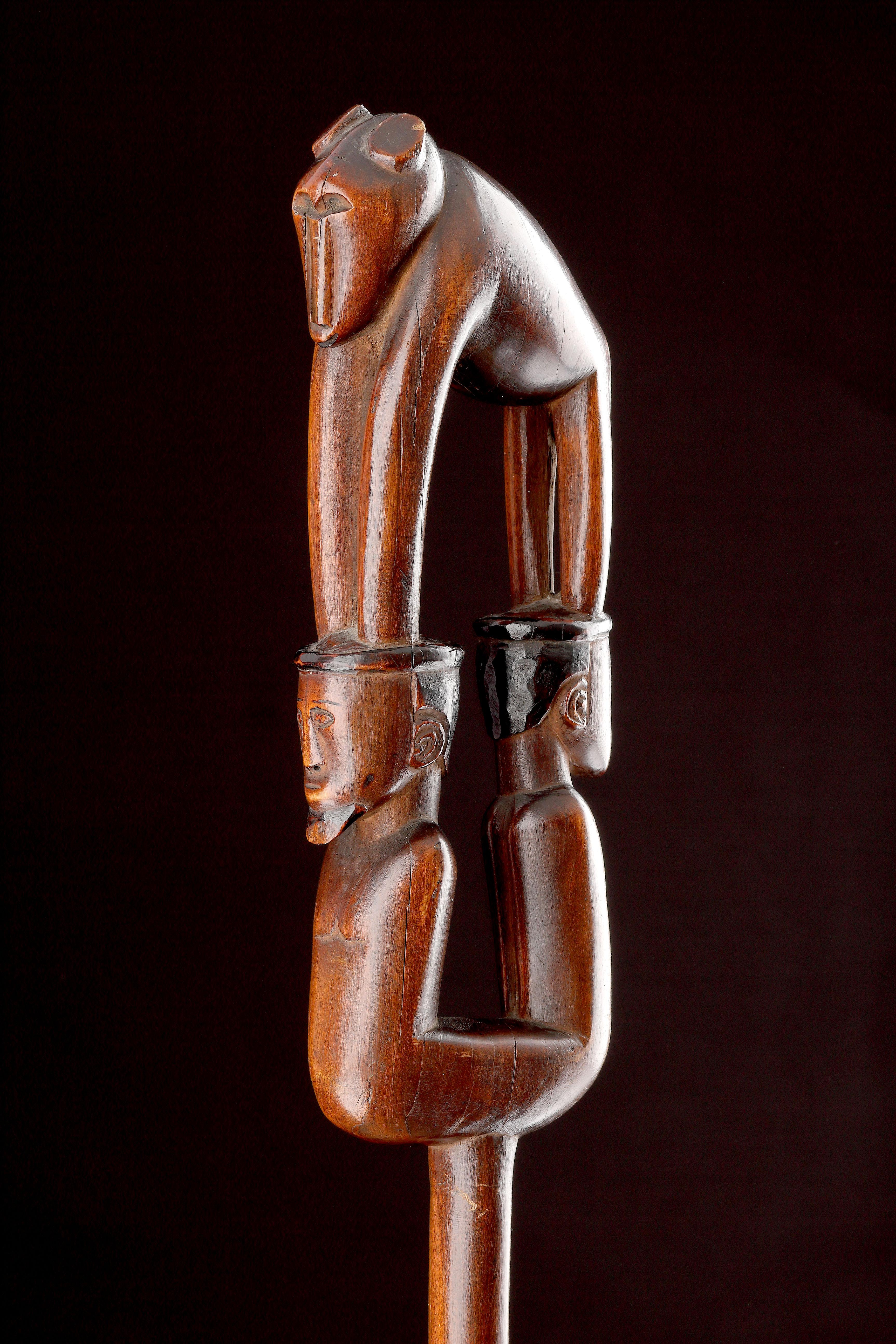 Wood An Extremely Fine South African Tsonga Prestige Staff by the ‘Baboon Master' For Sale