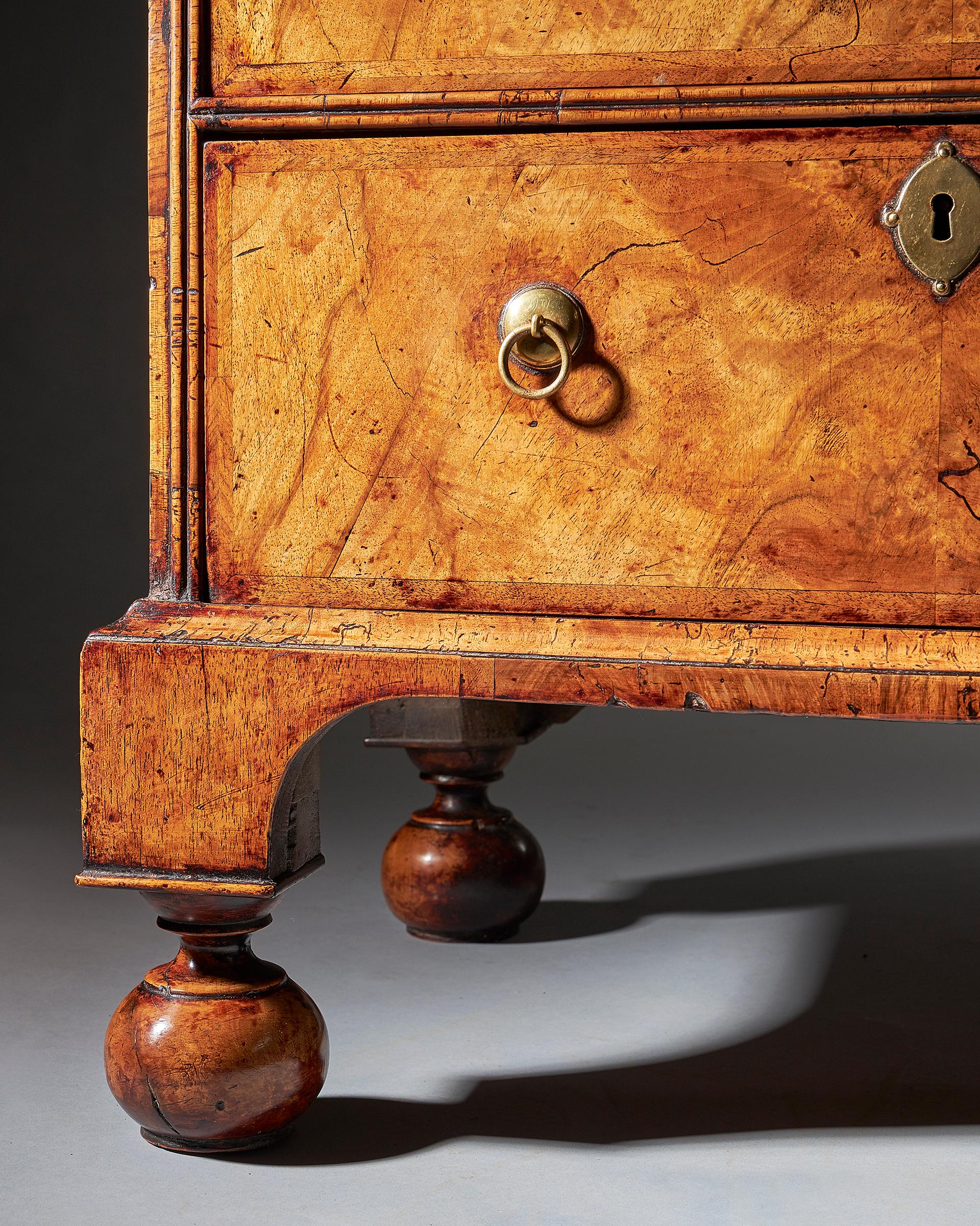 Extremely Rare George I Walnut Chest of Small Proportions on Ball and Bracke For Sale 8