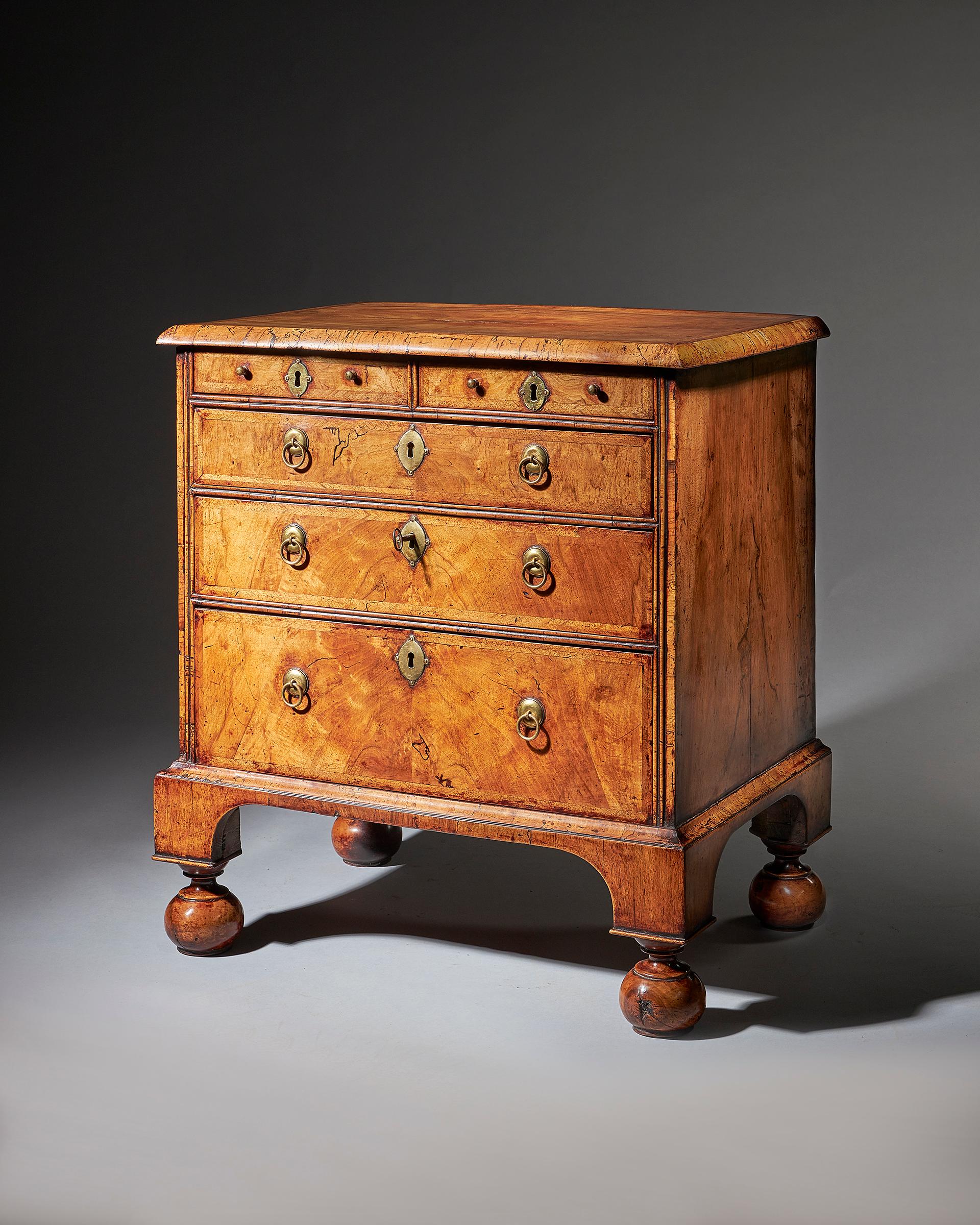 English Extremely Rare George I Walnut Chest of Small Proportions on Ball and Bracke For Sale