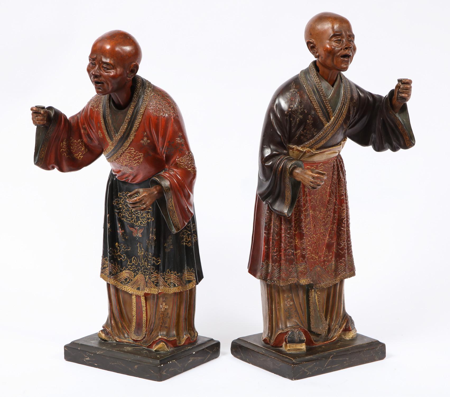 Extremely Rare Pair of George III Chinese Export Standing Nodding Head Figures In Good Condition In New York, NY