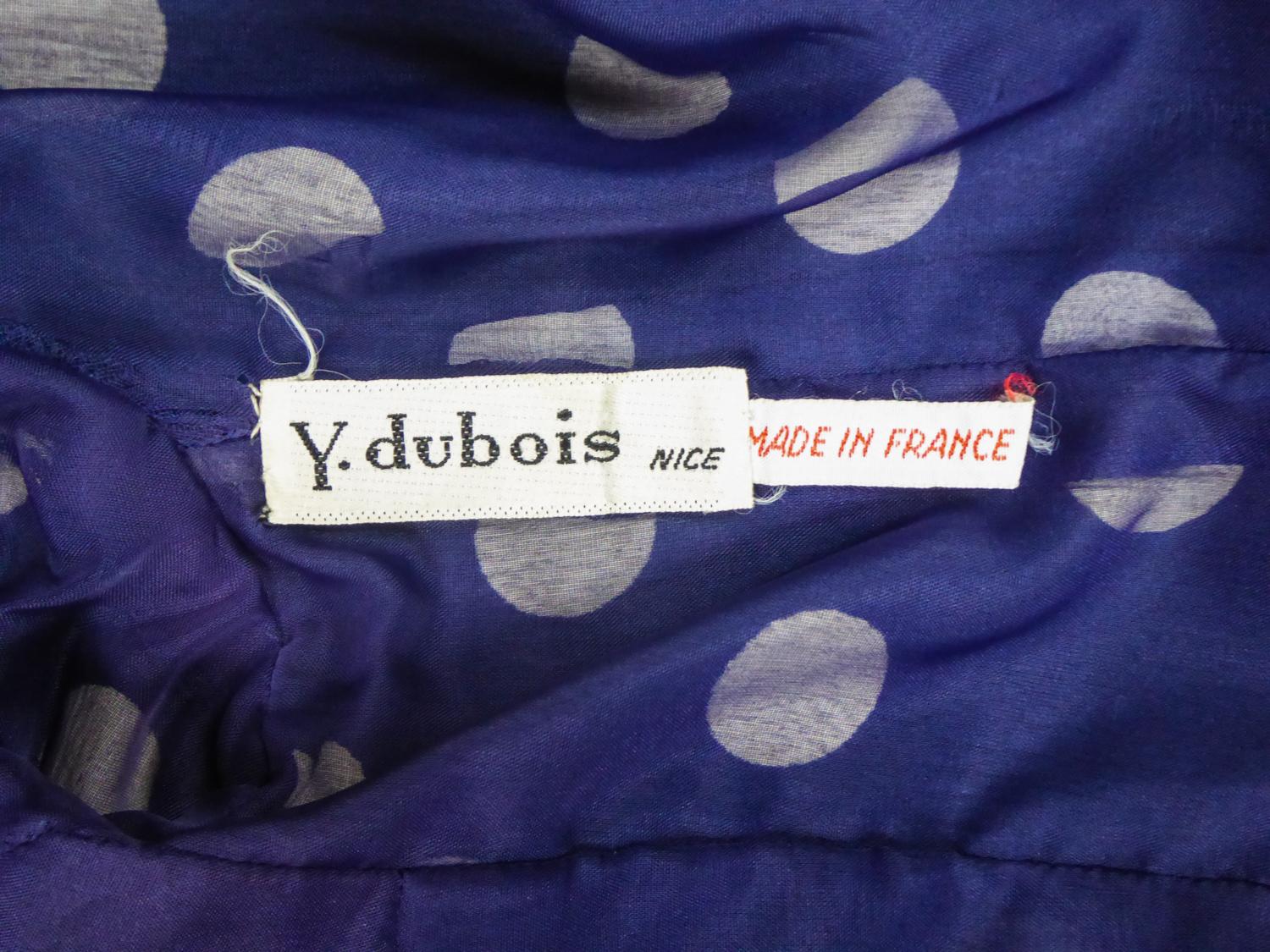 Ein französischer Rockanzug aus Seidenkrepp mit Polkadot von F. Dubois CIRCA 1965 (Violett) im Angebot