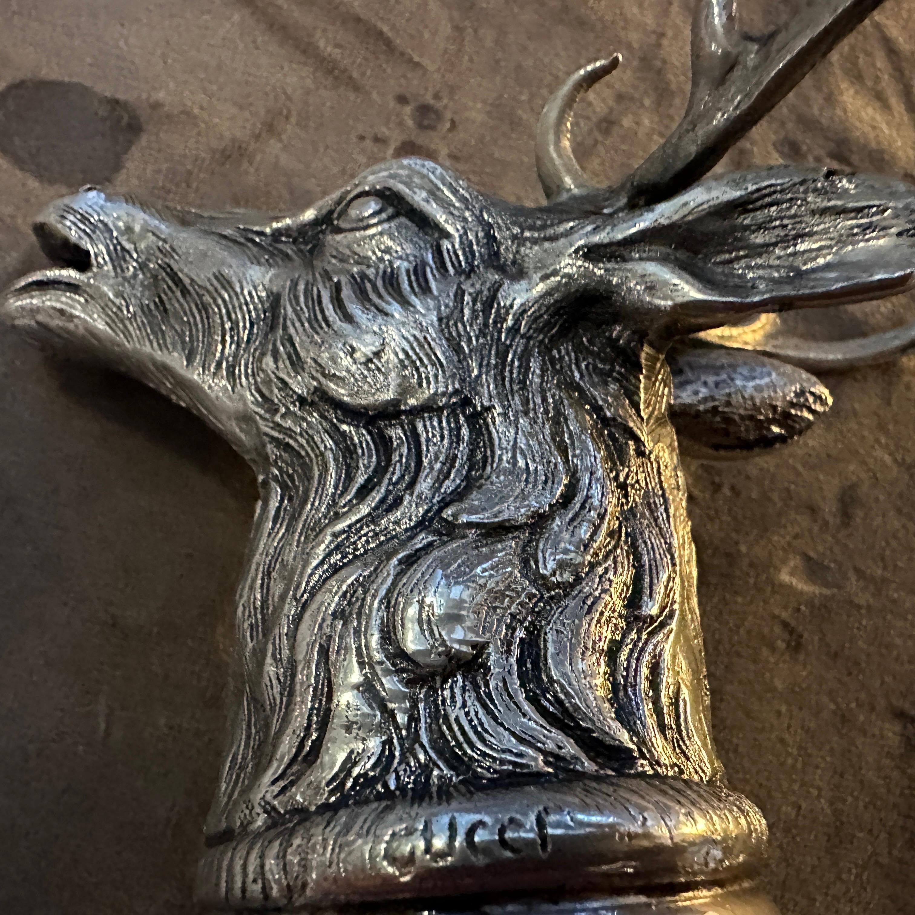 An HallMarked Gucci 1980s Silver Plated Barware Hirschkopf Steigbügelbecher im Zustand „Gut“ im Angebot in Aci Castello, IT