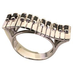 An Hand Made 925 Silver Electronic Keyboard Ring