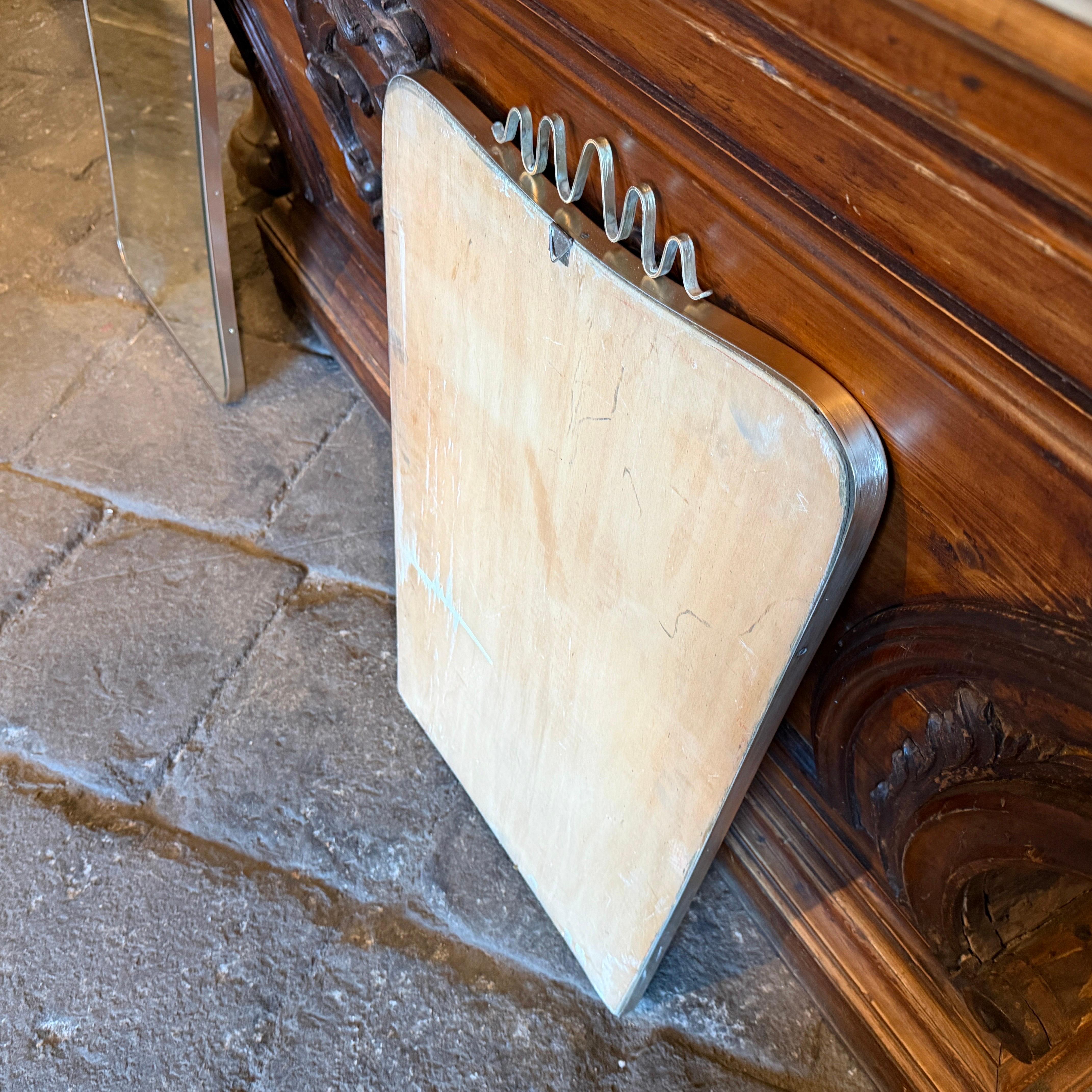 An Iconic 1950s Gio Ponti Mid-Century Modern Brass Italian Wall Mirror For Sale 7