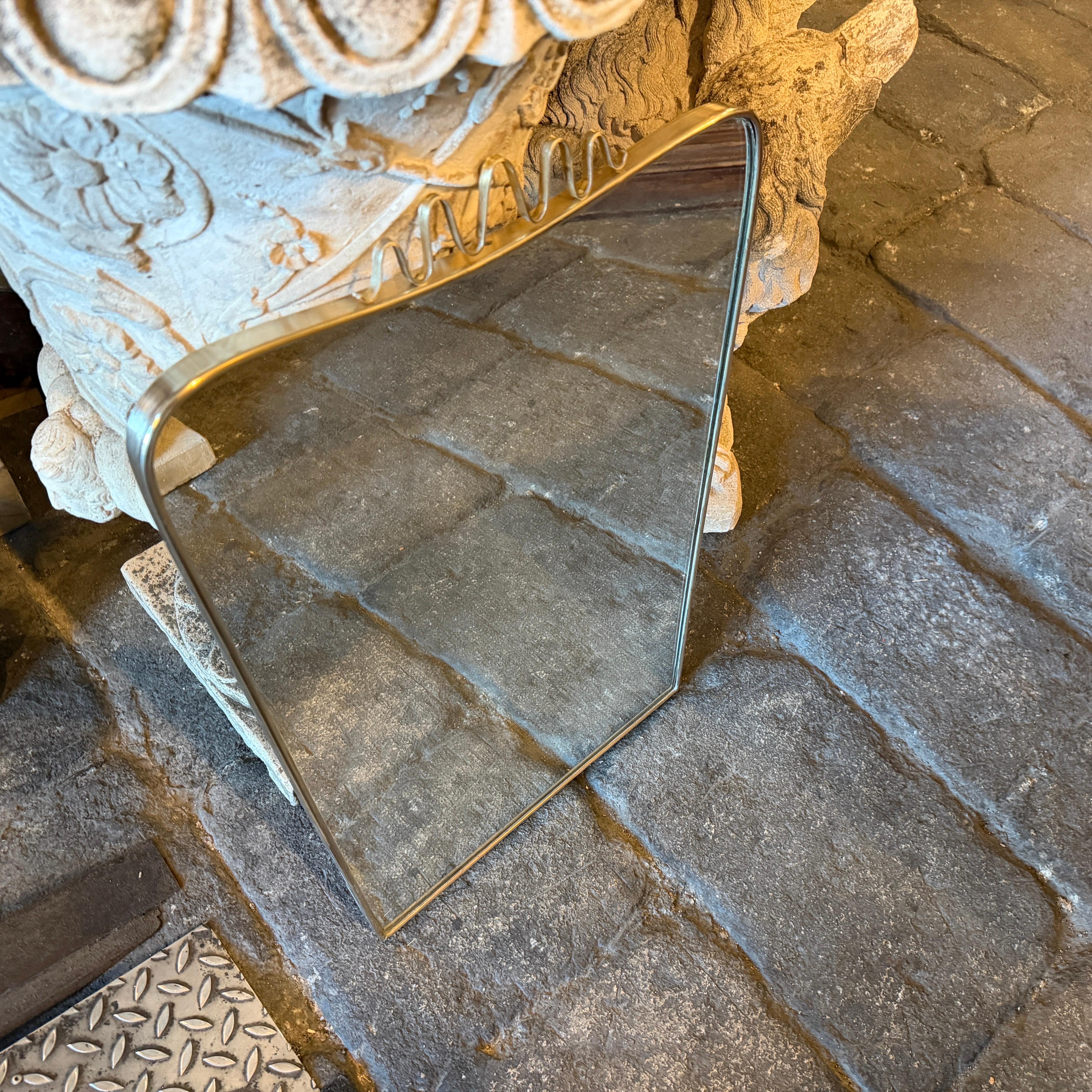 Hand-Crafted An Iconic 1950s Gio Ponti Mid-Century Modern Brass Italian Wall Mirror For Sale