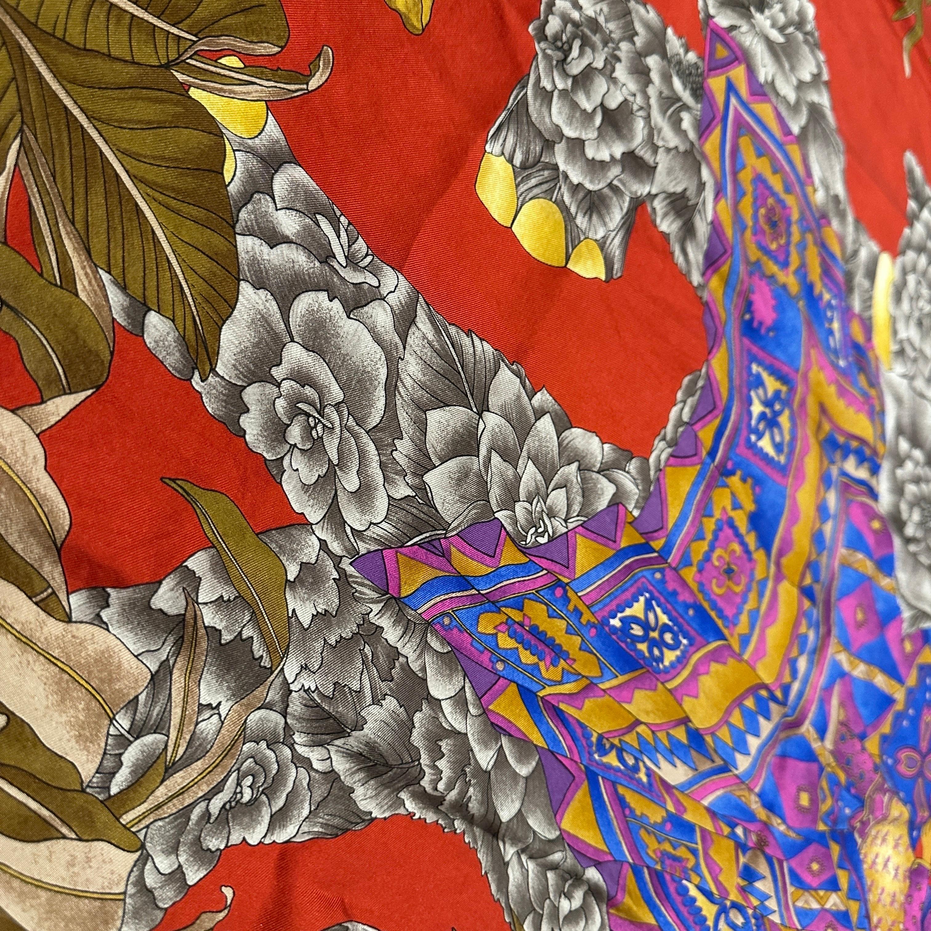 Ein ikonisches orientalisches Seidenfoulard von Salvatore Ferragamo aus den 1980er Jahren Damen im Angebot