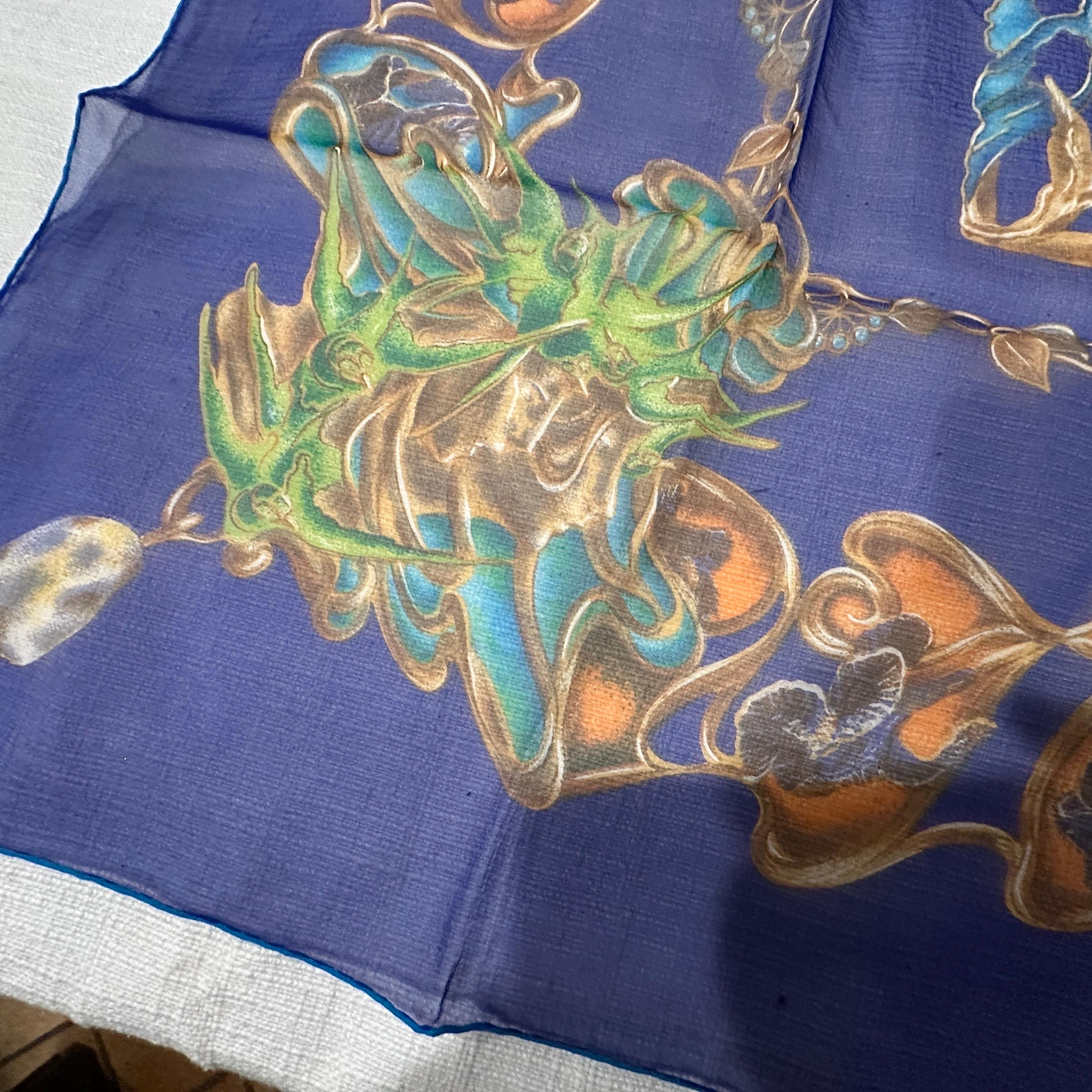 Ein ikonischer französischer Seidenschal von Lalique aus den 1990er Jahren im Angebot 6