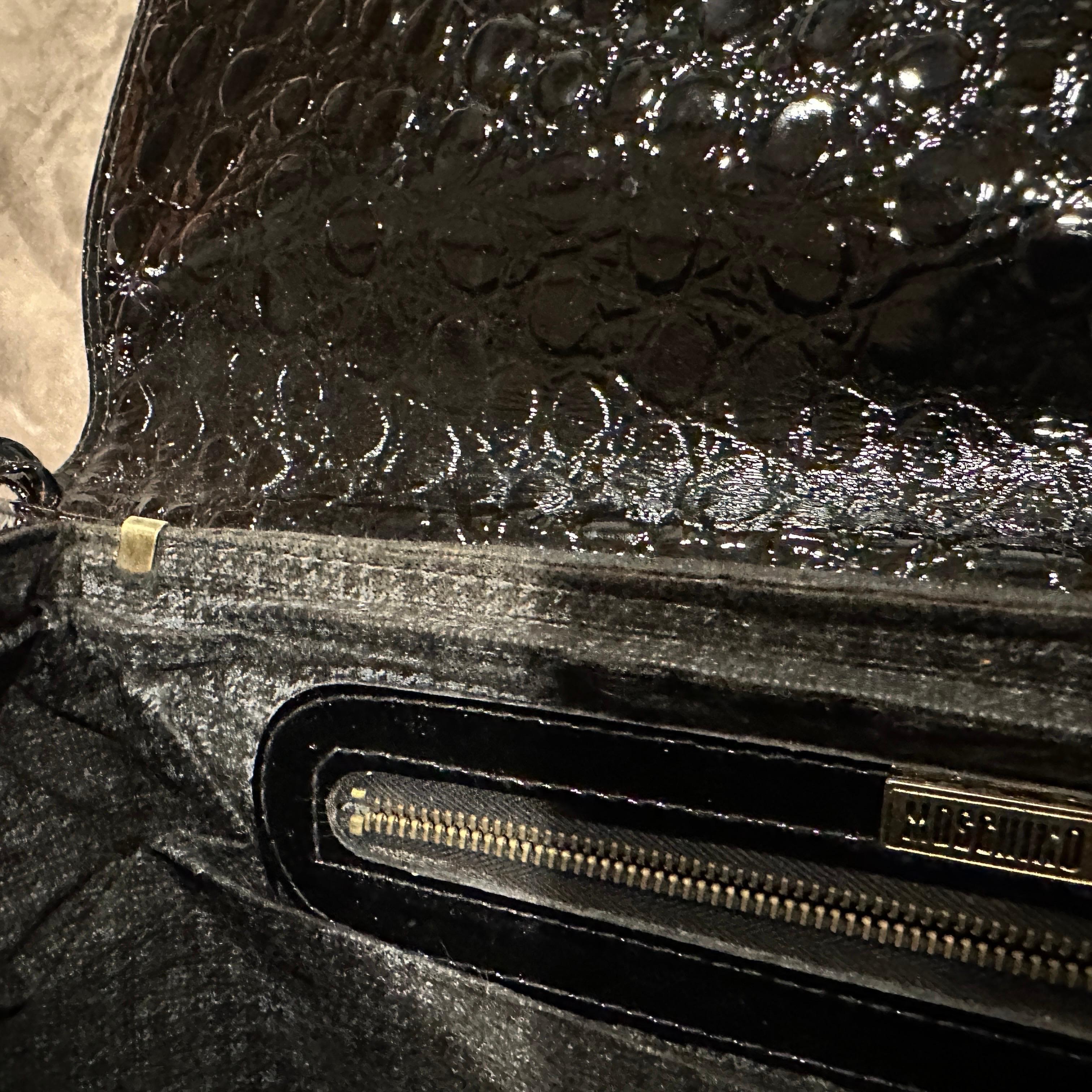 An Iconic Mi 1987 Clutch Bag by Franco Moschino in vendita 6