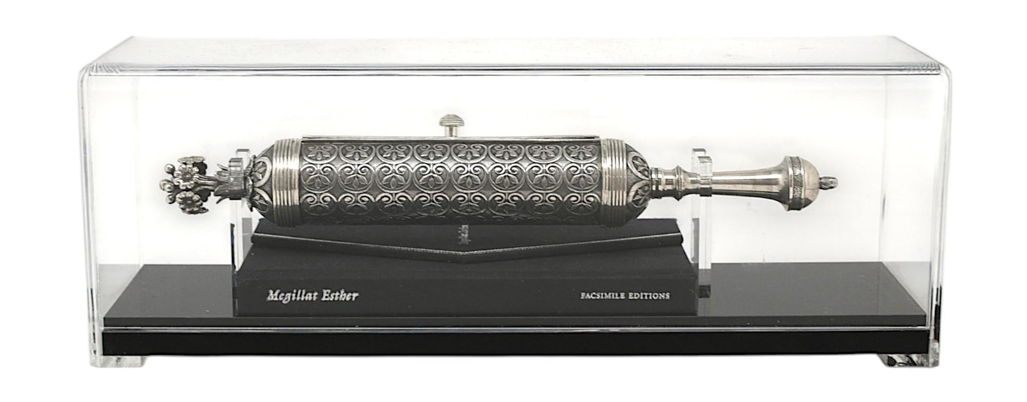 An Illustrated Esther Scroll with Commentary, London: Facsimile Editions, 2007 In Good Condition In New York, NY