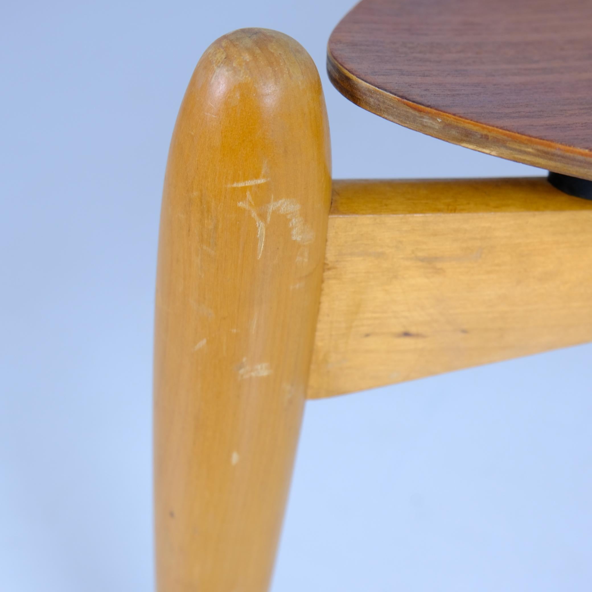 Sgabello Ilmari Tapiovaara con sedile in compensato pressato, Asko 1950s in vendita 1