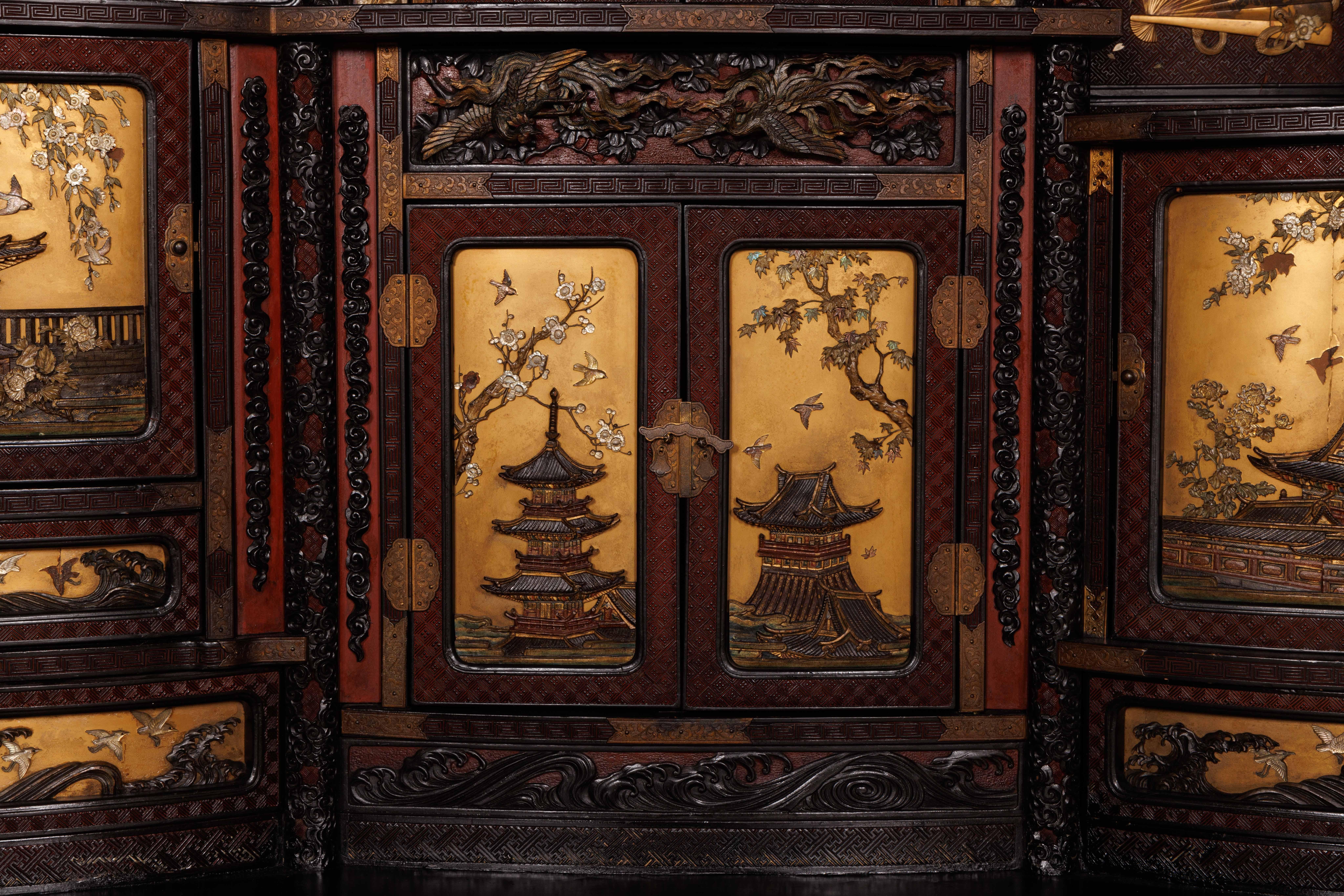 An Imperial Japanese Meiji Shibayama Tea Cabinet by The Tokugawa Samurai Clan For Sale 7