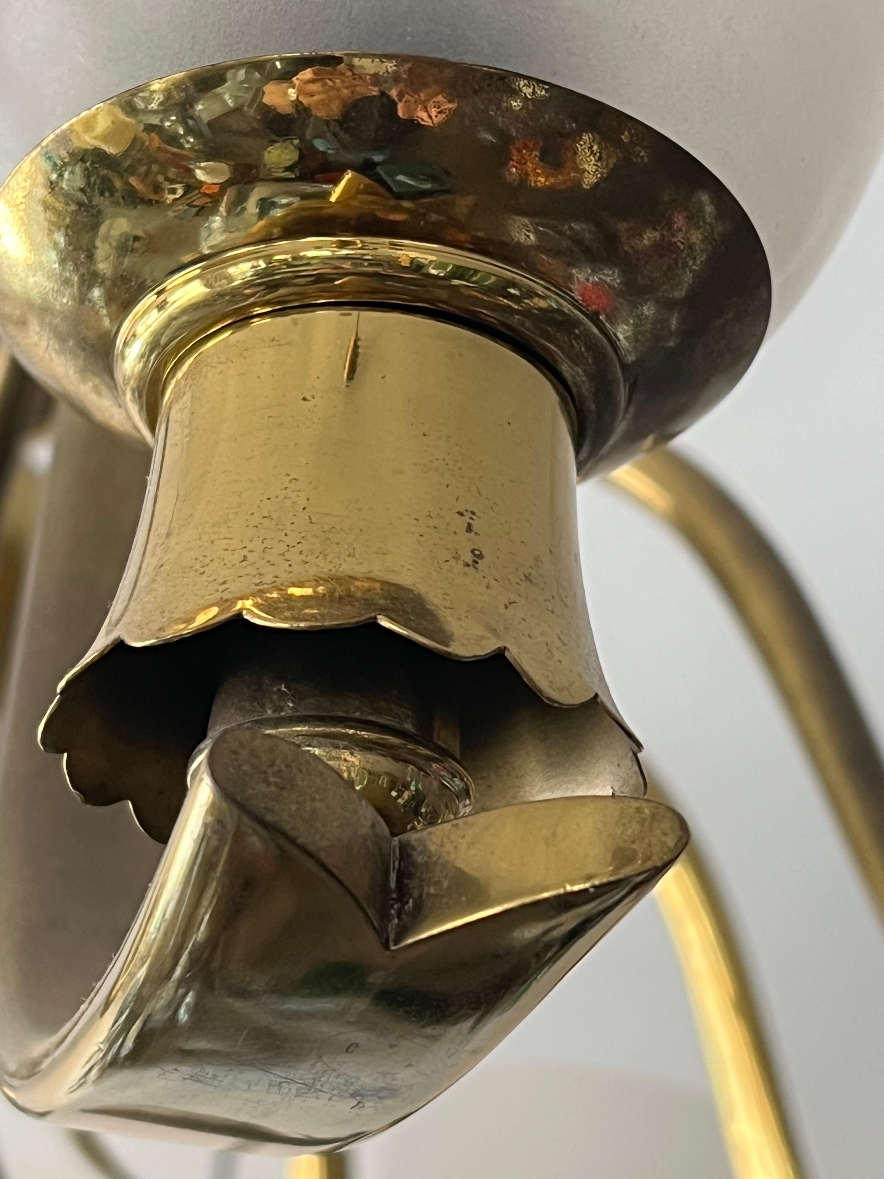 An Important And Rare Chandelier By Osvaldo Borsani ca' 1940's Brass For Sale 3