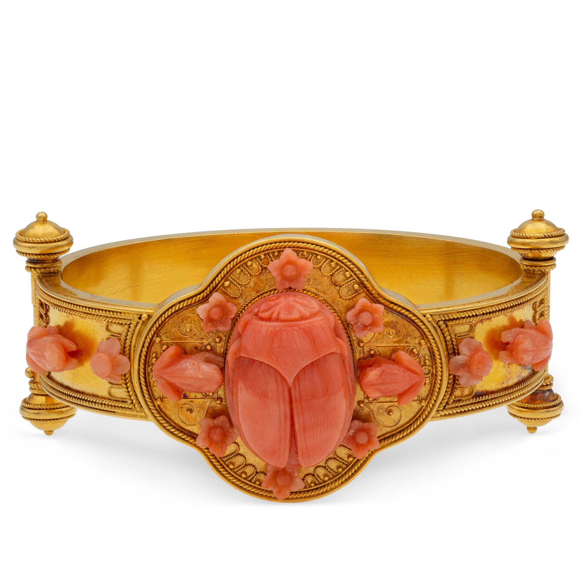 Important Archaeological Revival Coral and Gold Parure In Good Condition In London, GB