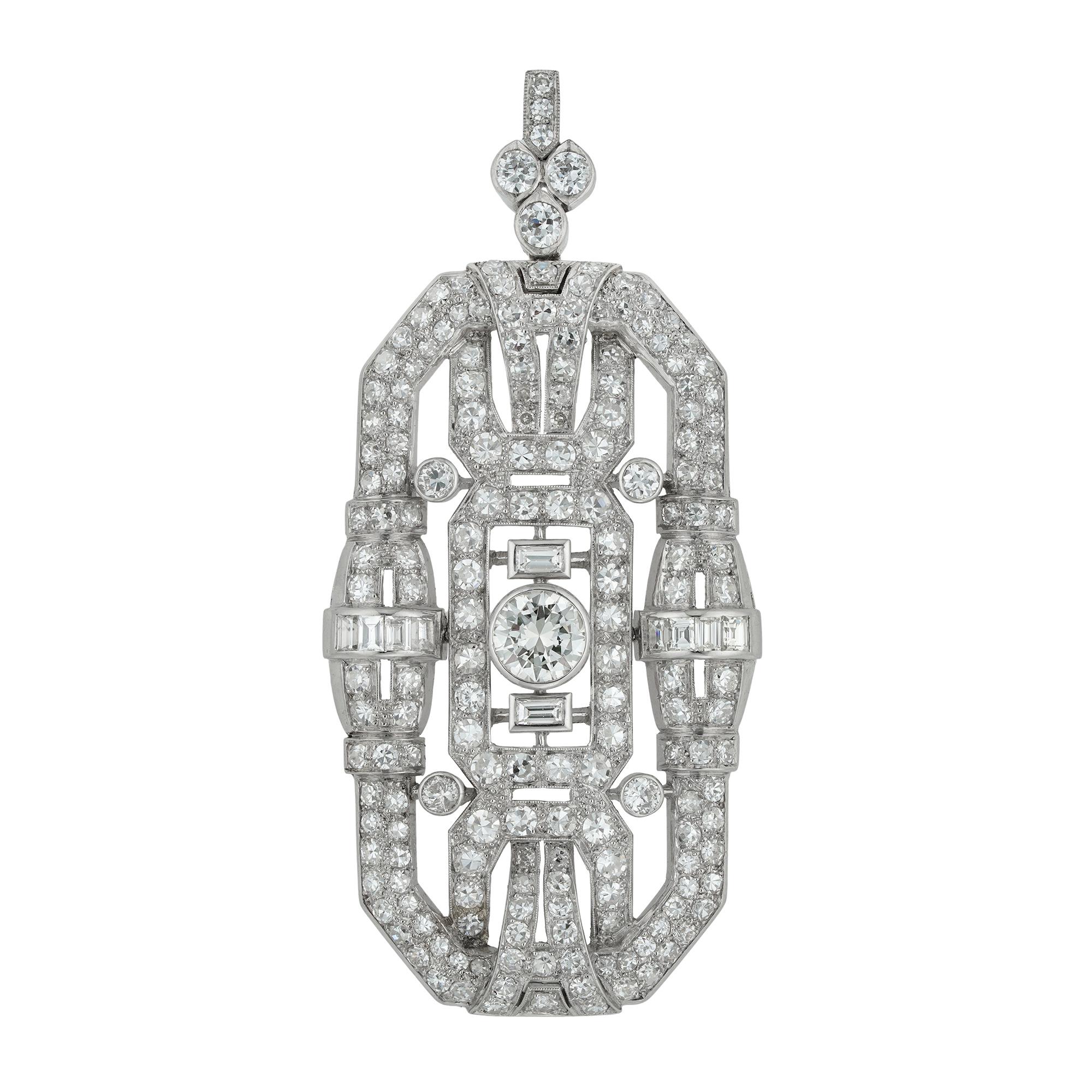 An Important Art Deco diamond-set sautoir, the necklace with rectangular and circular links, all set with old brilliant and swiss-cut diamonds, suspending a pendant centrally-set with a transition brilliant-cut diamond estimated to weigh 1.5 carats,