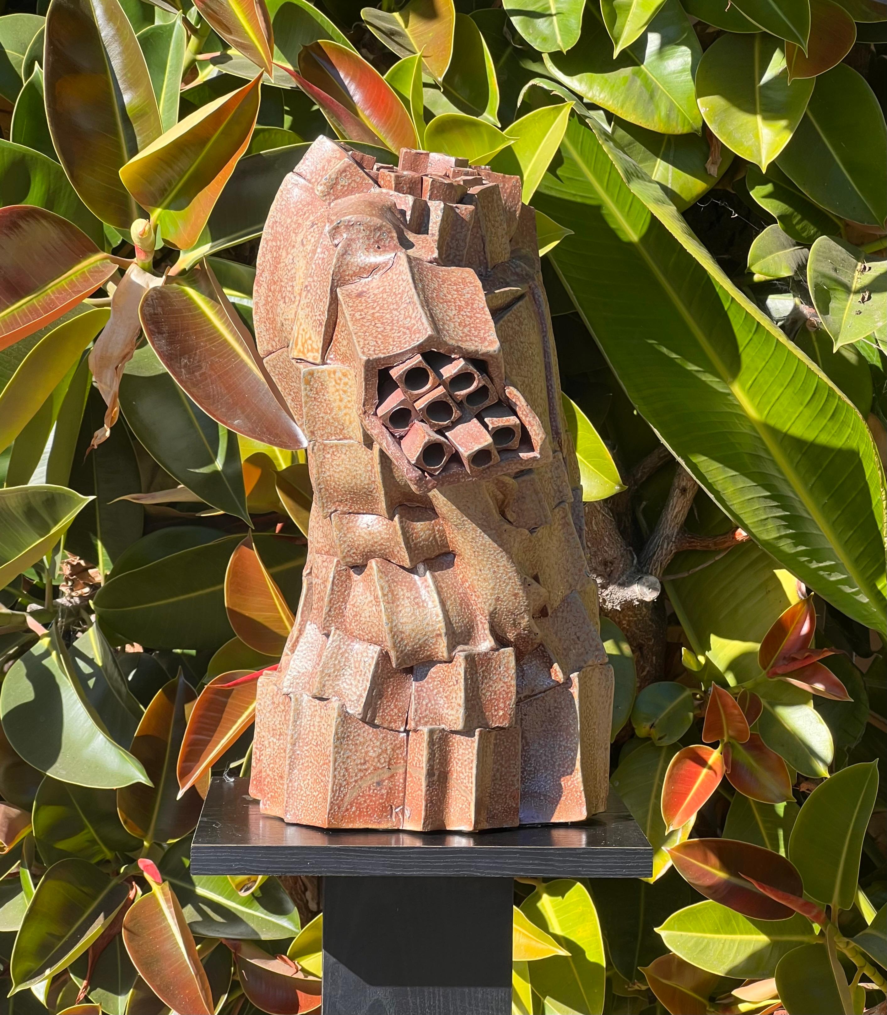 Importante torso masculino de cerámica cubista deconstruida, firmado por el artista, s. XX. en venta 12