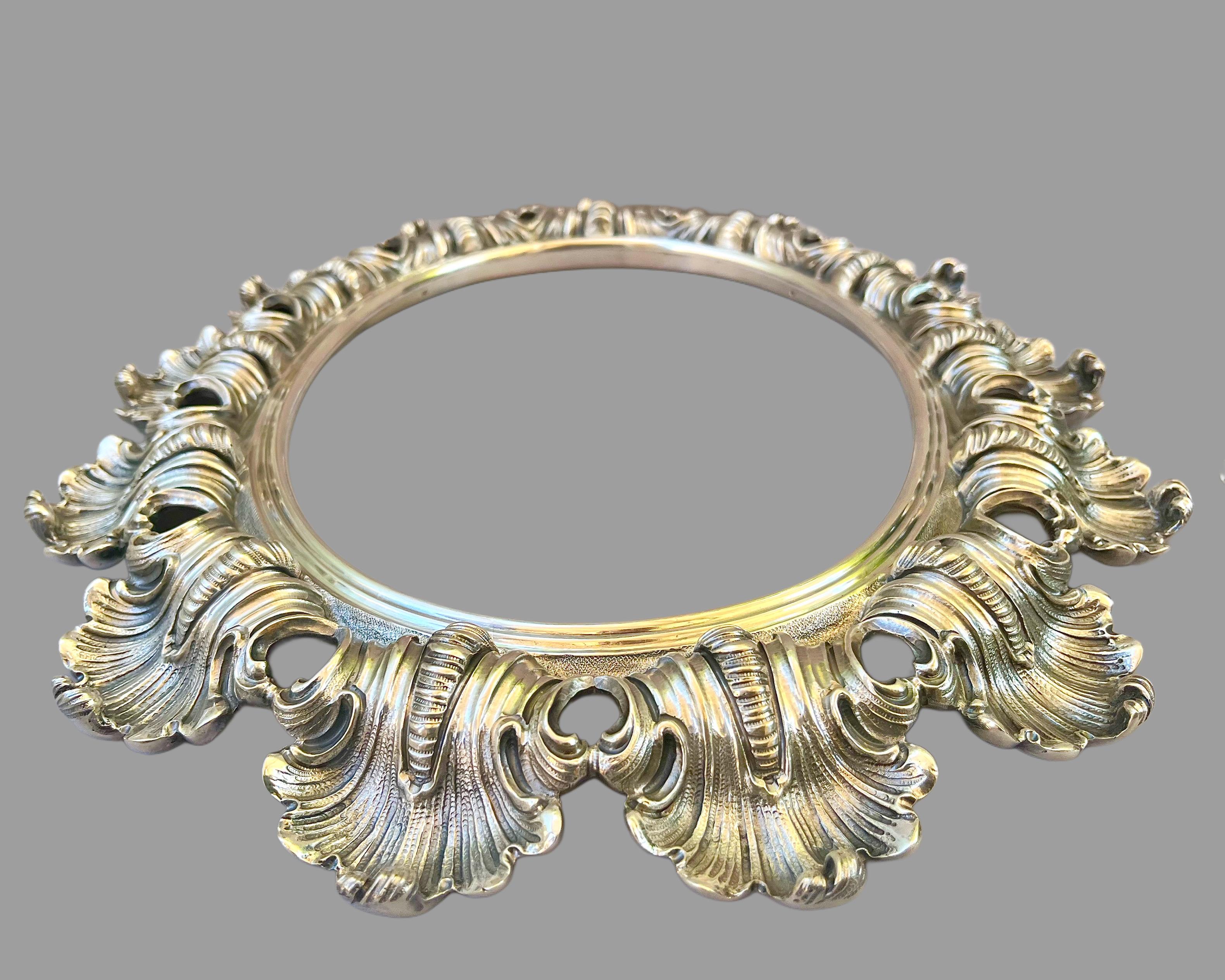 An important large Italian sterling silver picture frame by Buccellati, 20th c. For Sale 7